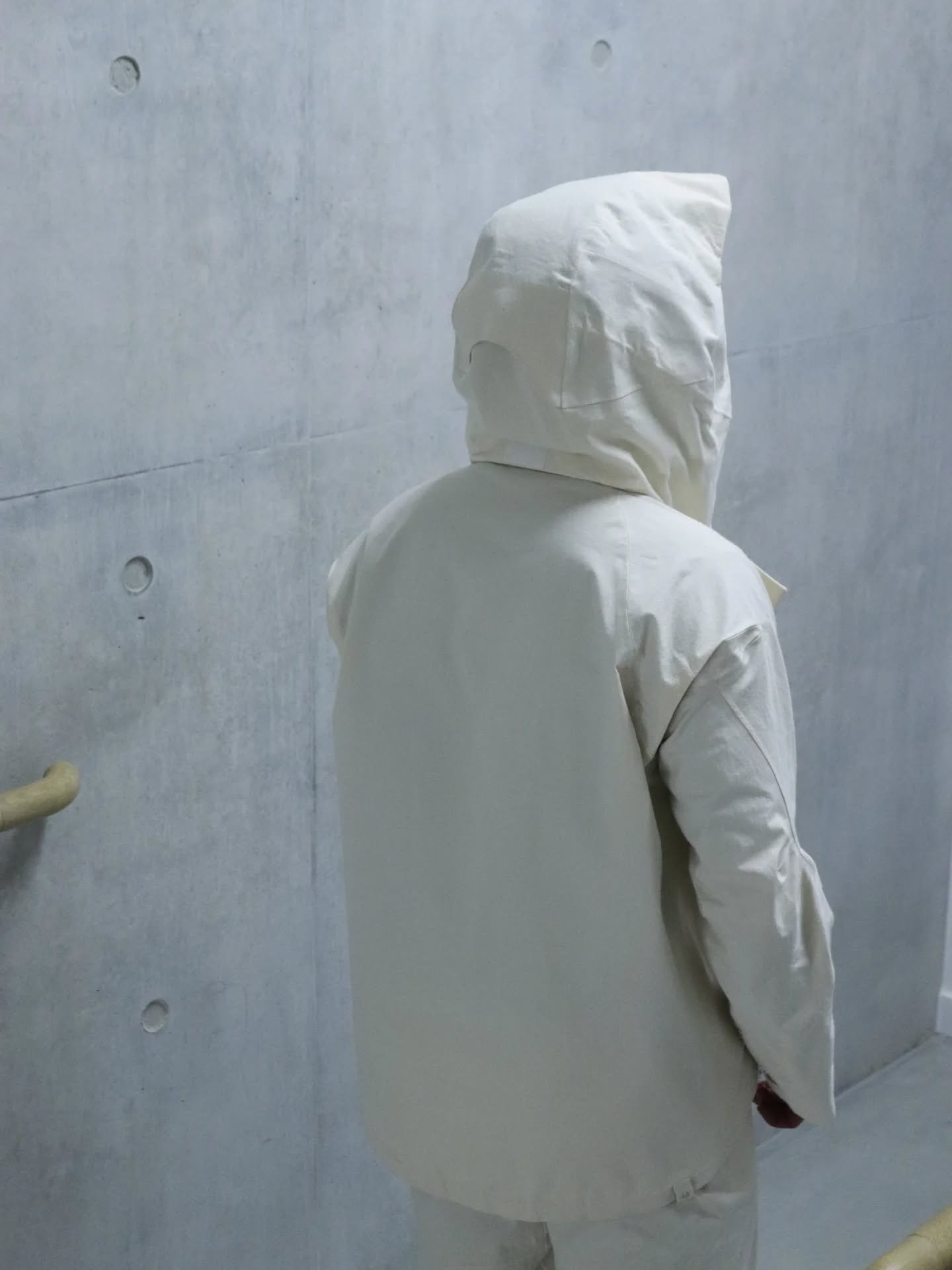 Belstaff Cloudmaster 2.0 Prize Fund Competition - Shortlisted

Back shoulder pleat feature for cycling mobility in the city.

Model: @j.ologbenla
Photographer: @m.lo.visuals