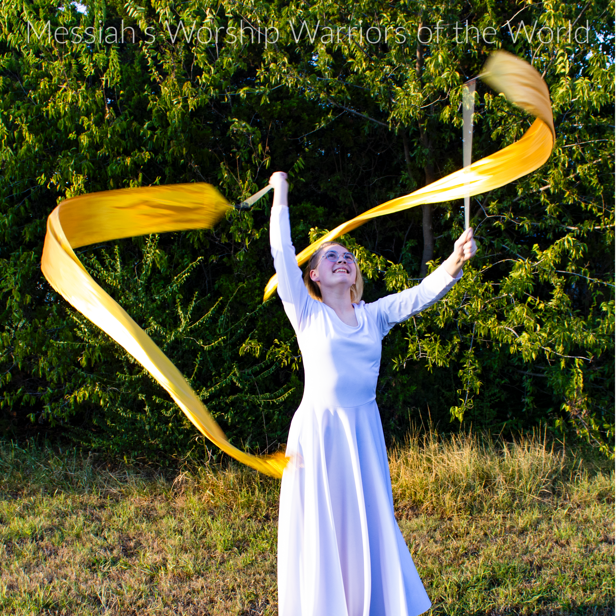 Vibrant Gold Worship Streamers