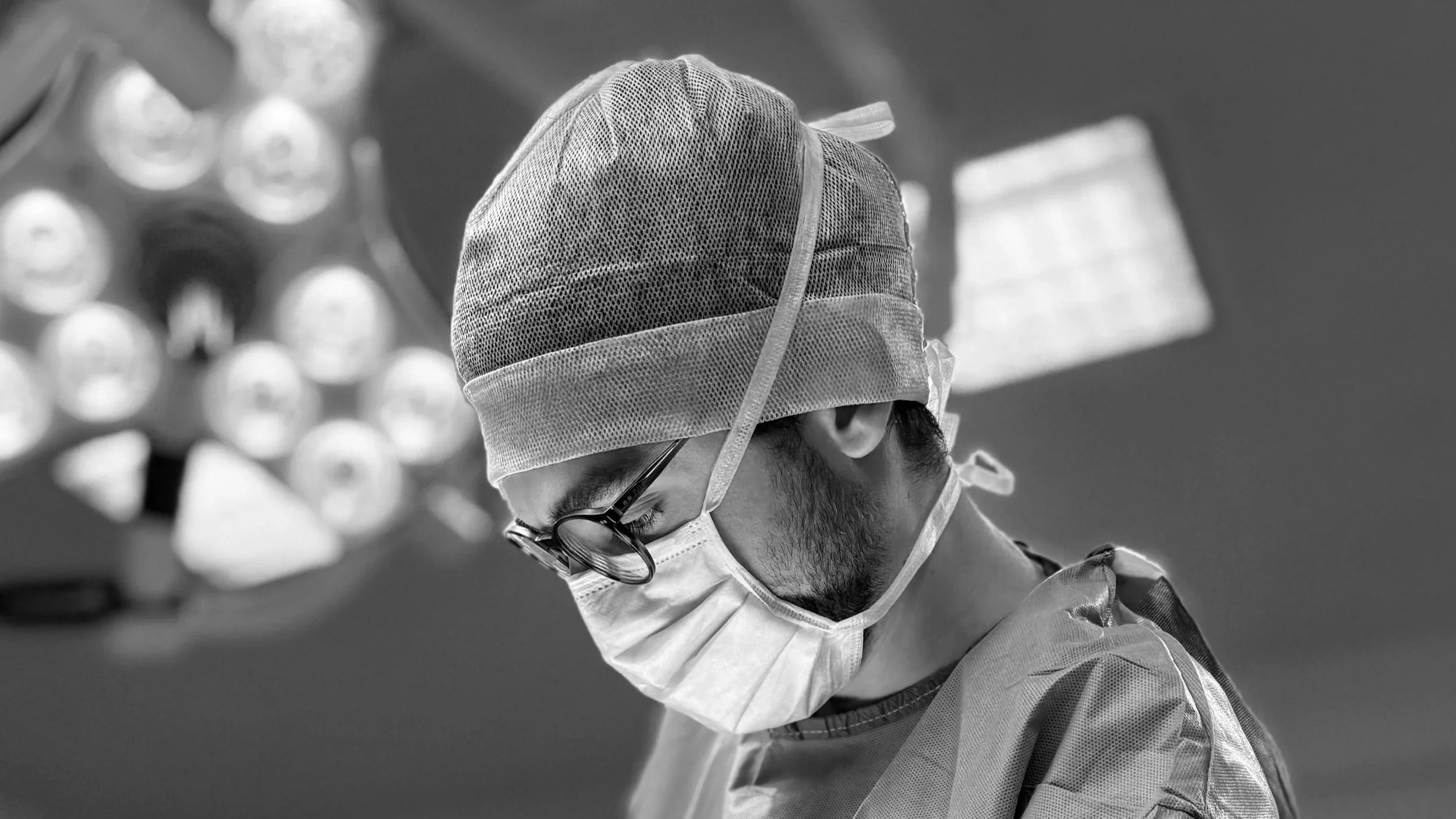 Consultation avec le Dr Marc Pividori, chirurgien esthétique à Lyon