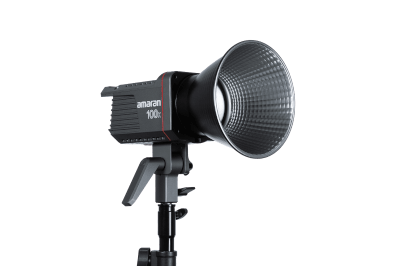 Aputure-200D-2.png