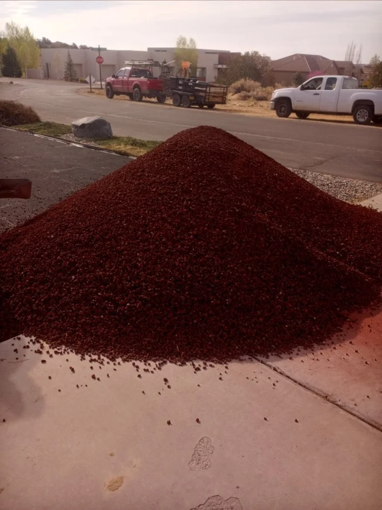 Gravel landscaping completed on Fairway Drive in Farmington NM by Priddy Landscaping and Irrigation