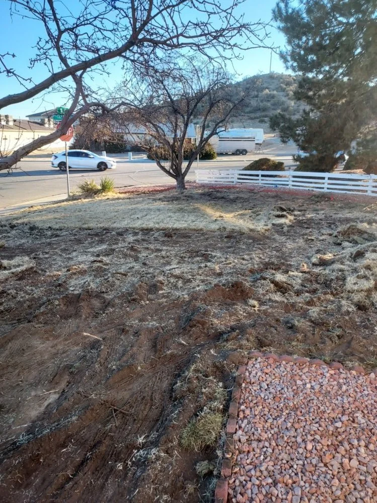Low-maintenance gravel landscaping on Pecan Street in Bloomfield NM by Priddy Landscaping and Irrigation