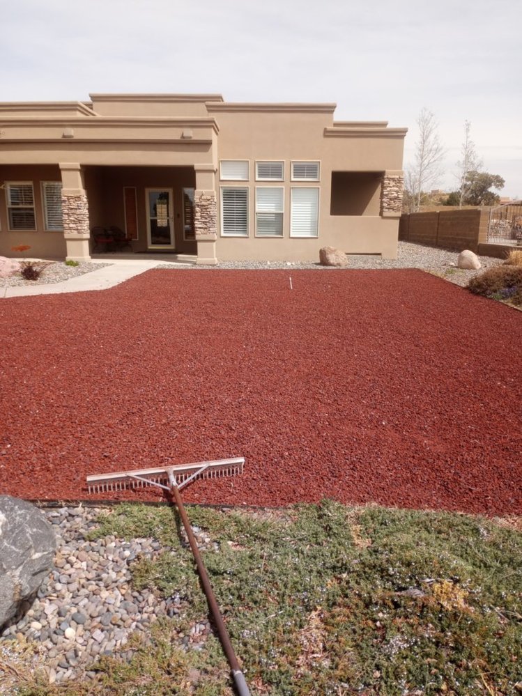 Residential gravel installation on Birdie Drive in Farmington NM by Priddy Landscaping and Irrigation