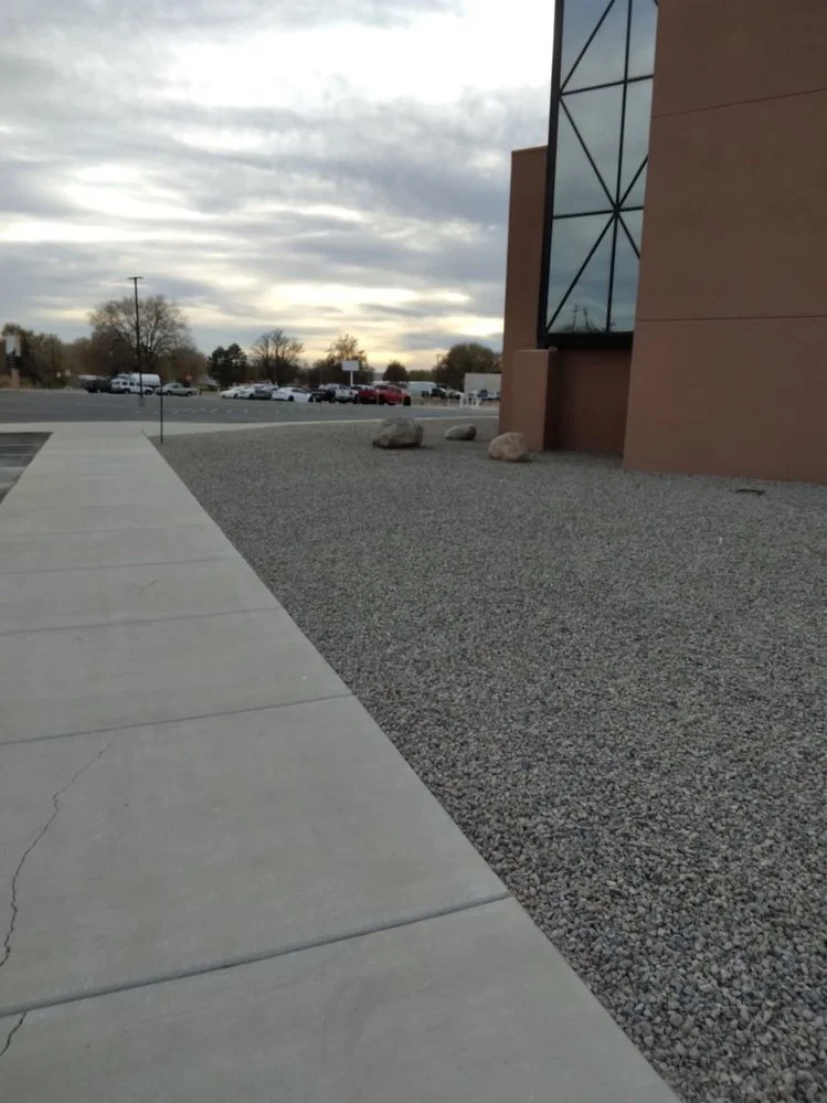 Decorative gravel yard completed near Las Brisas Trail in Farmington NM by Priddy Landscaping and Irrigation
