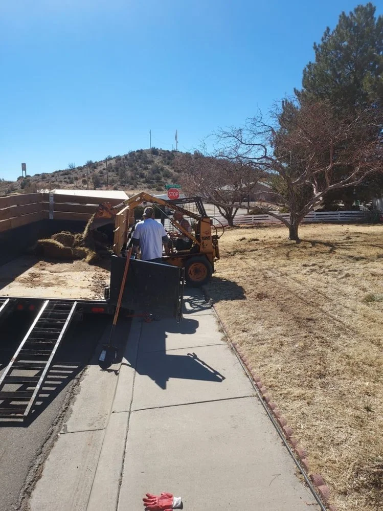 Front yard gravel landscaping on Maddox Avenue in Aztec NM by Priddy Landscaping and Irrigation
