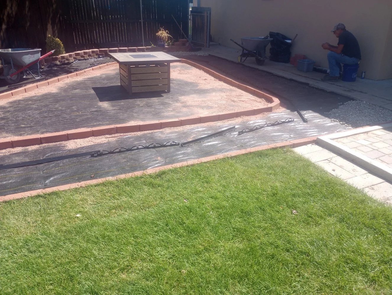 Gravel driveway installed by Priddy Landscaping and Irrigation on Sandrock Court in Farmington NM