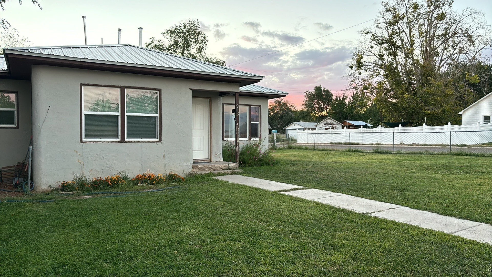 Top-rated lawn repair and grass re-seeding near me in Aztec NM.