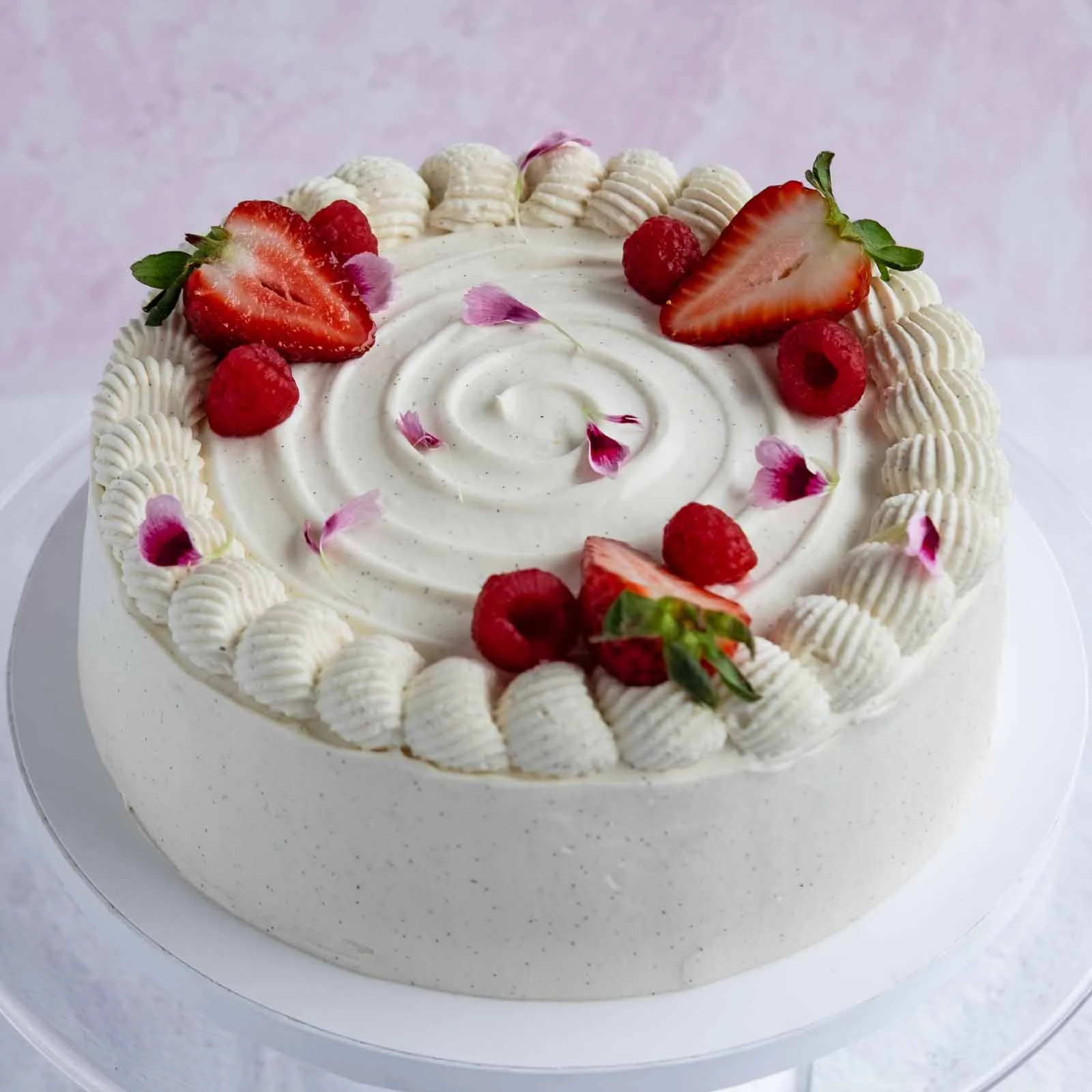 Chantilly Crème Cake