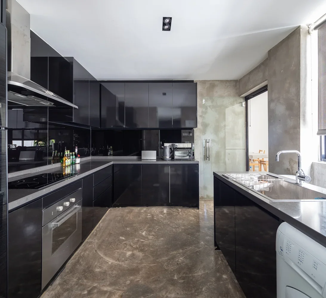 Industrial designs Singapore, Industrial kitchen designs Singapore, black kitchens Singapore