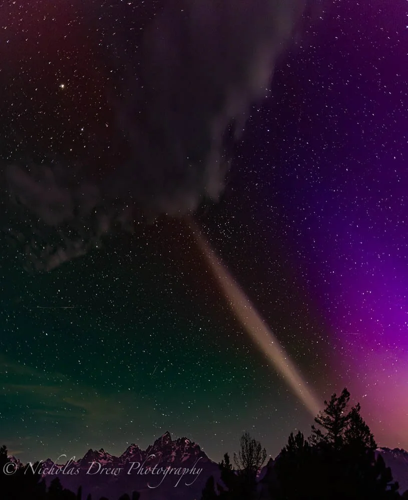Northern Lights tetons-3.jpg