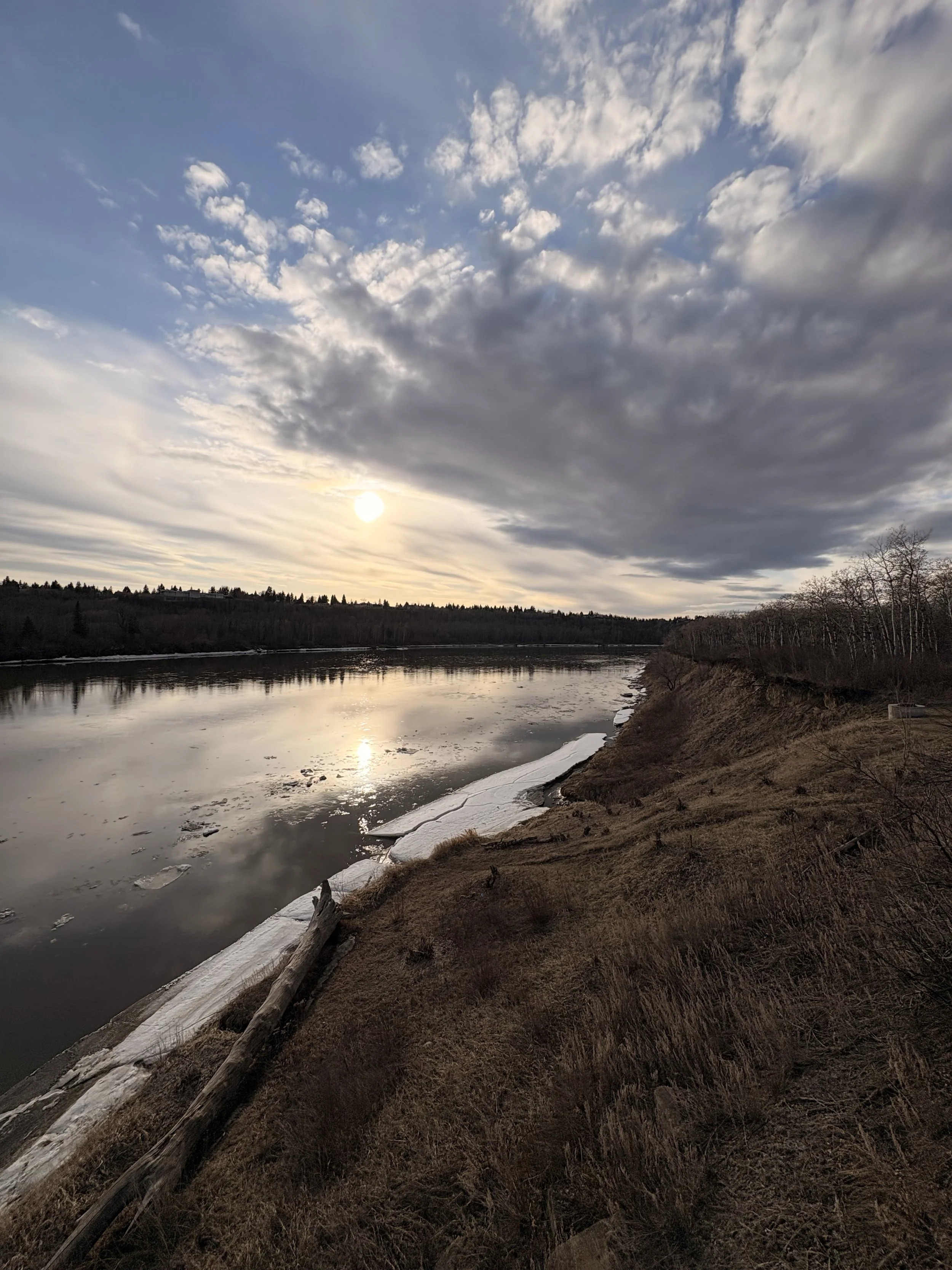 Picture of the sunset by the river valley in Edmonton