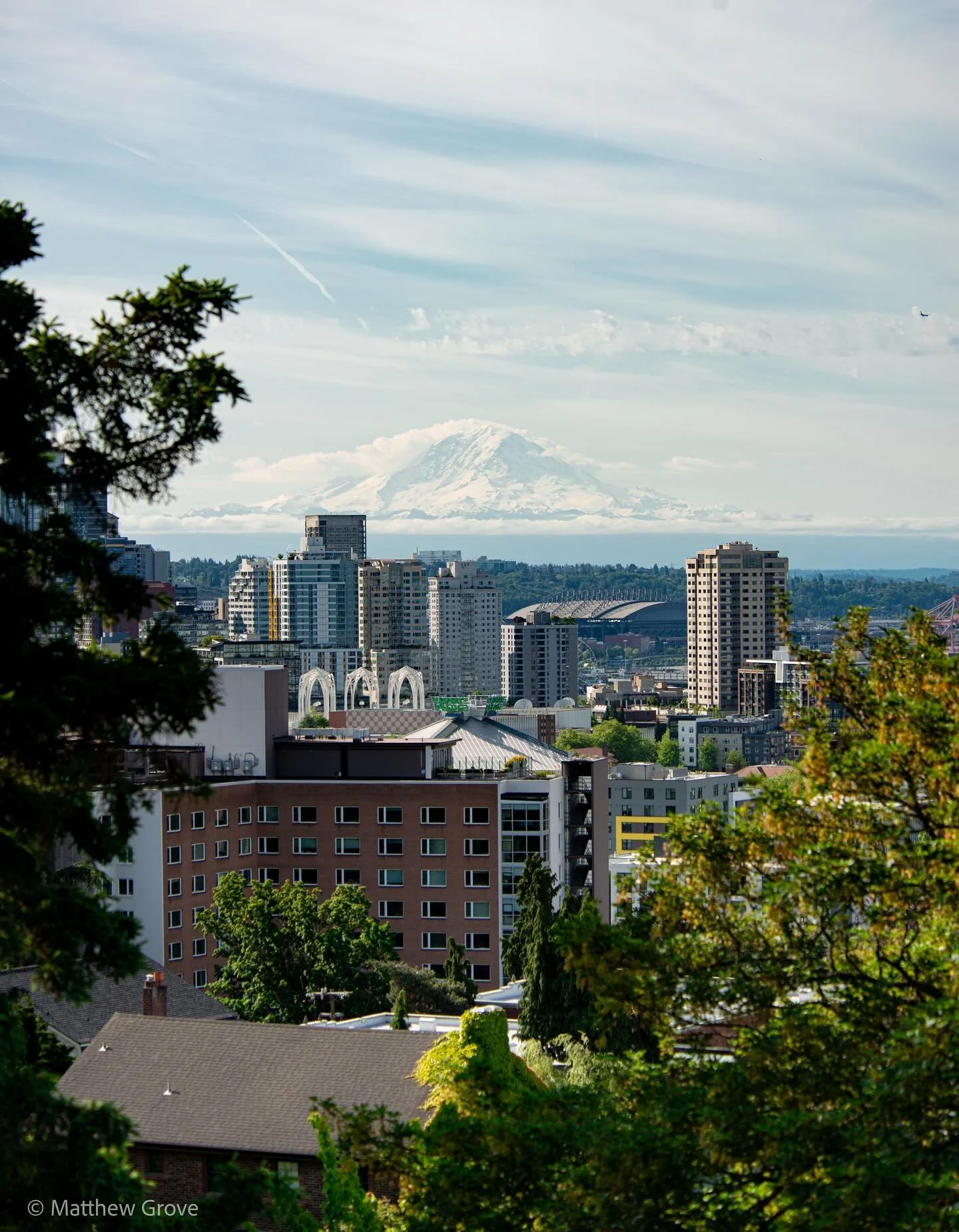 9 Days in Seattle 

Day 1

Places Visited:
- Kerry Park
- Space Needle
- Capitol Hill
- Pike Place Market
.
.
.
.
.
.
.

#SeattleViews #SpaceNeedle #DowntownSeattle #PikePlaceMarket #VisitSeattle #SeattleSkyline #PacificNorthwest #PNWViews #SeattleSi