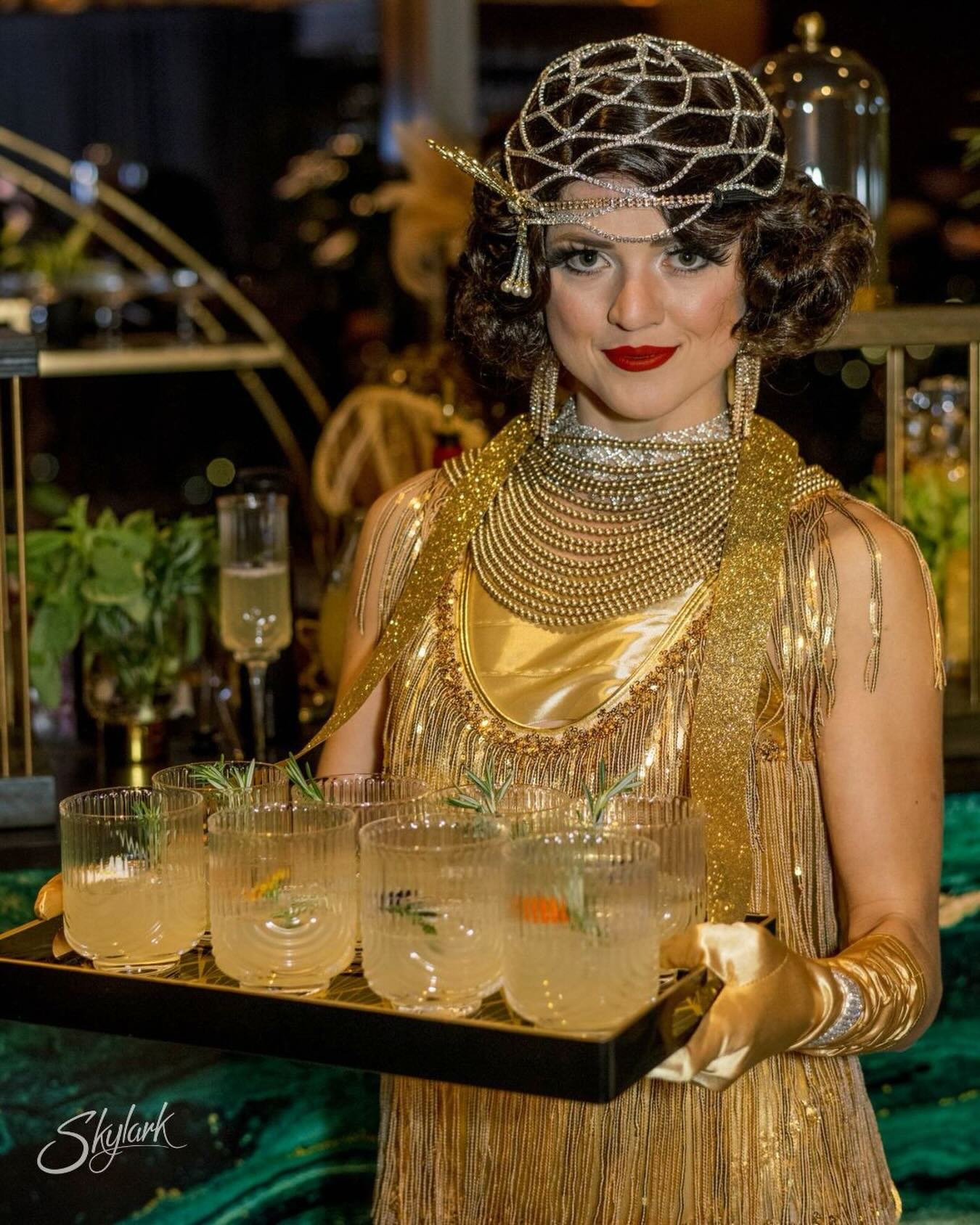 It&rsquo;s the weekend! We made it through another freezing week. Grab a drink (it&rsquo;ll help warm you up 😉). 

#dceventplanner #dceventdesign #dcluxuryevents #dmveventplanner