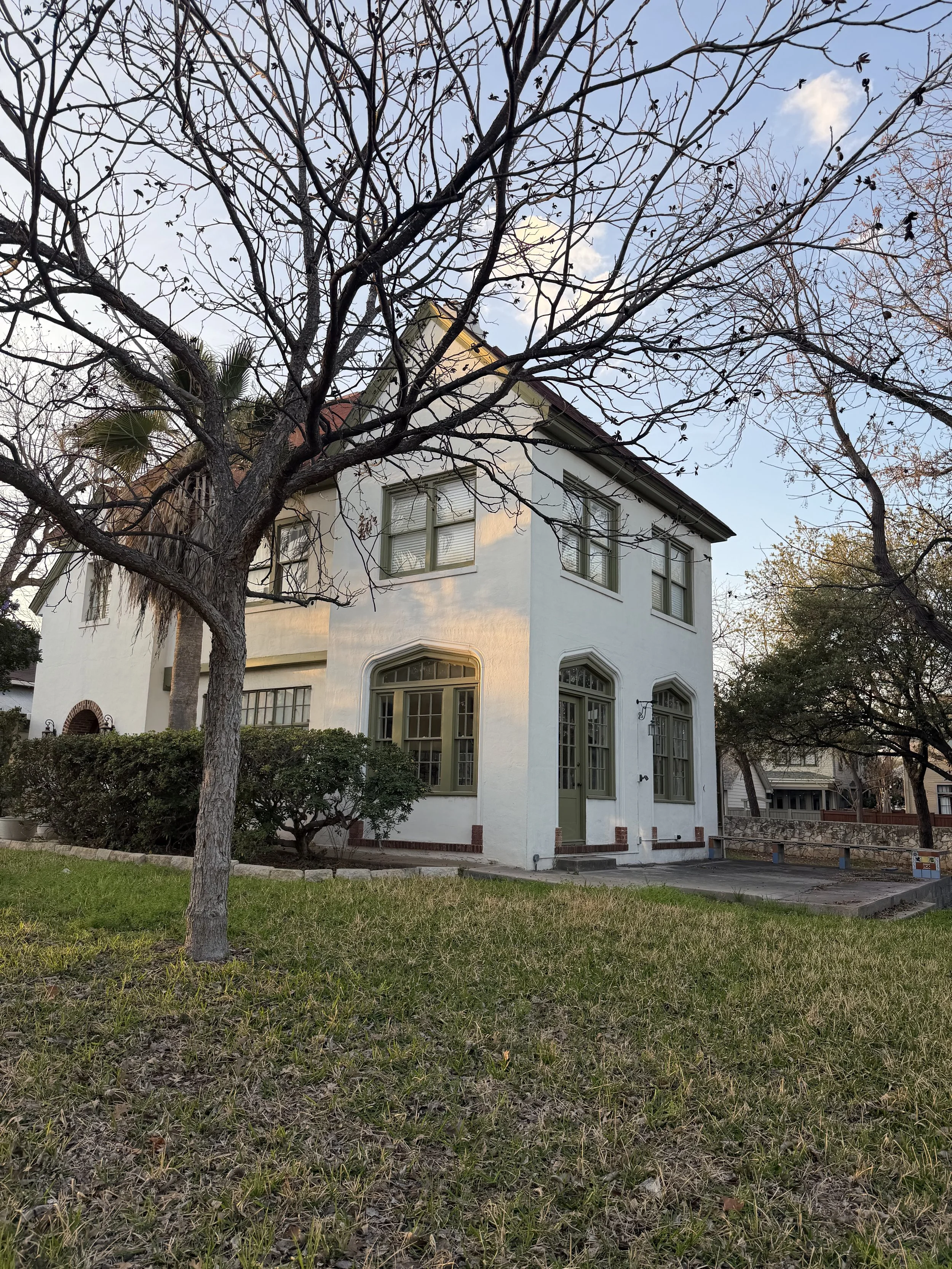 Managing Historic Homes in Richmond: From Fan Crawlspaces to Historic District Rules