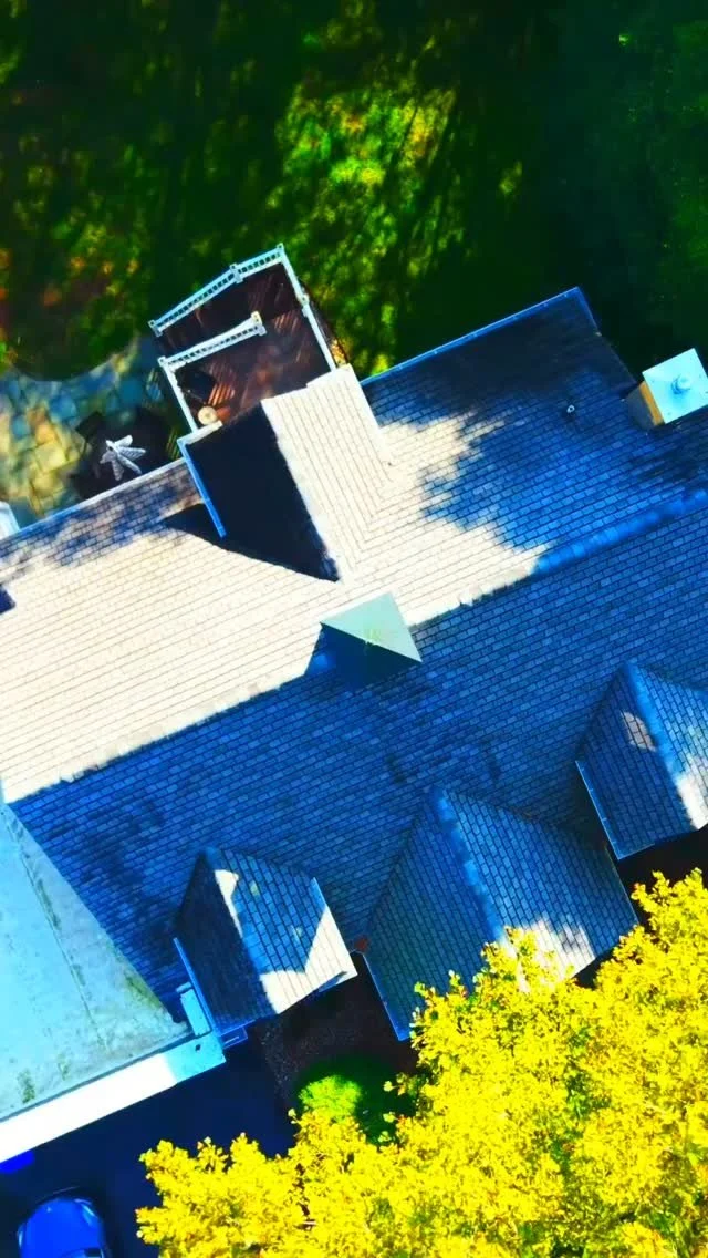 ✨ First impressions matter. 🚁 Aerial views capture the scale and setting of a property, while interior movements 🏠 🎥 showcase the flow of the home. We combine both to help listings stand out and spark real buyer interest. #DronePhotography #Drone