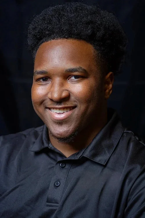 Knorrowkoa Jones, Sales Consultant