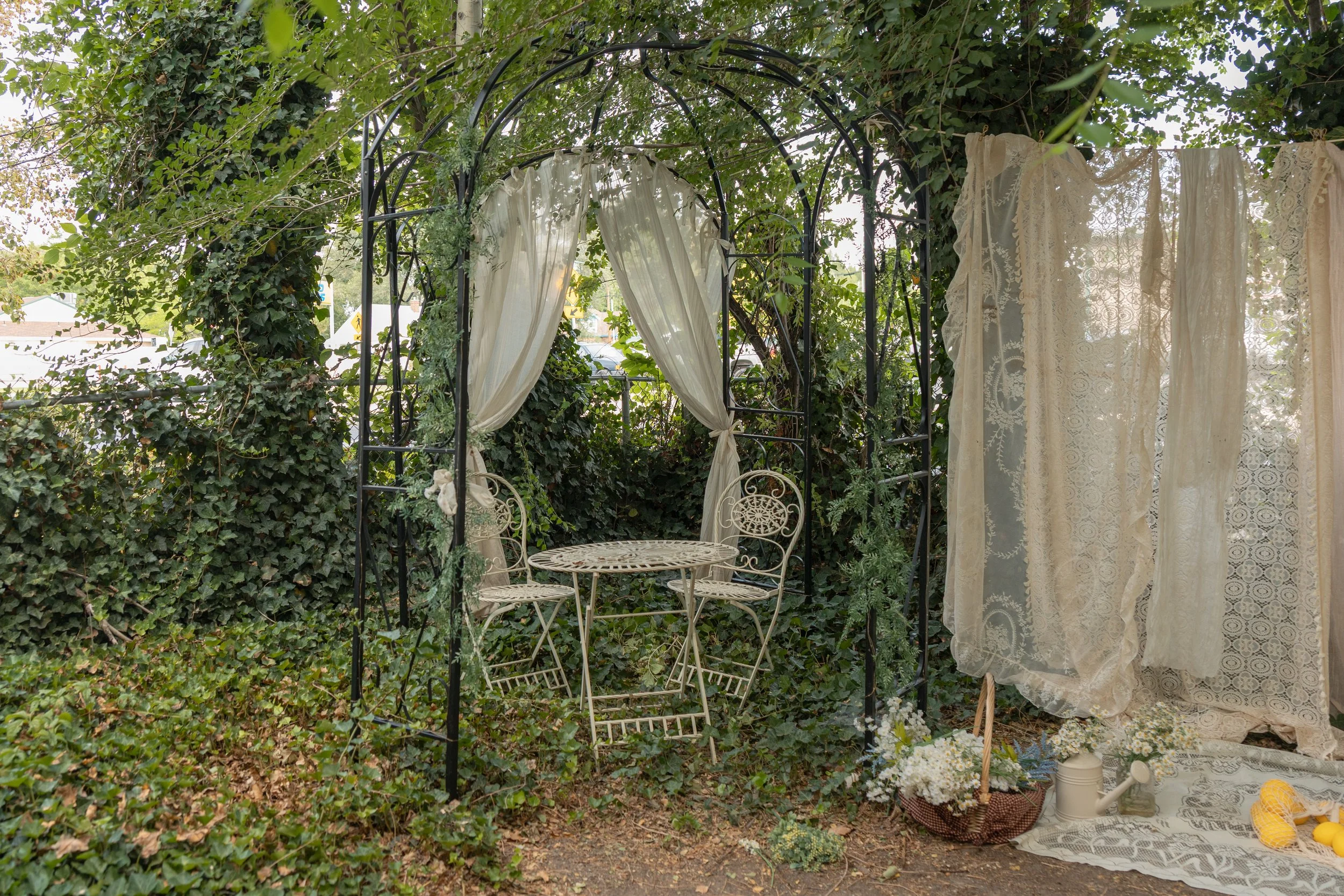 ChasingRobinsMedia_TheDaeStudio_GreenHouseStudio_PhotographyStudioLehiUtah_UtahCountyPhotoStudio-5450.jpg