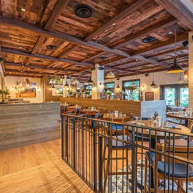 CUSTOM INTERIOR SOLUTIONS