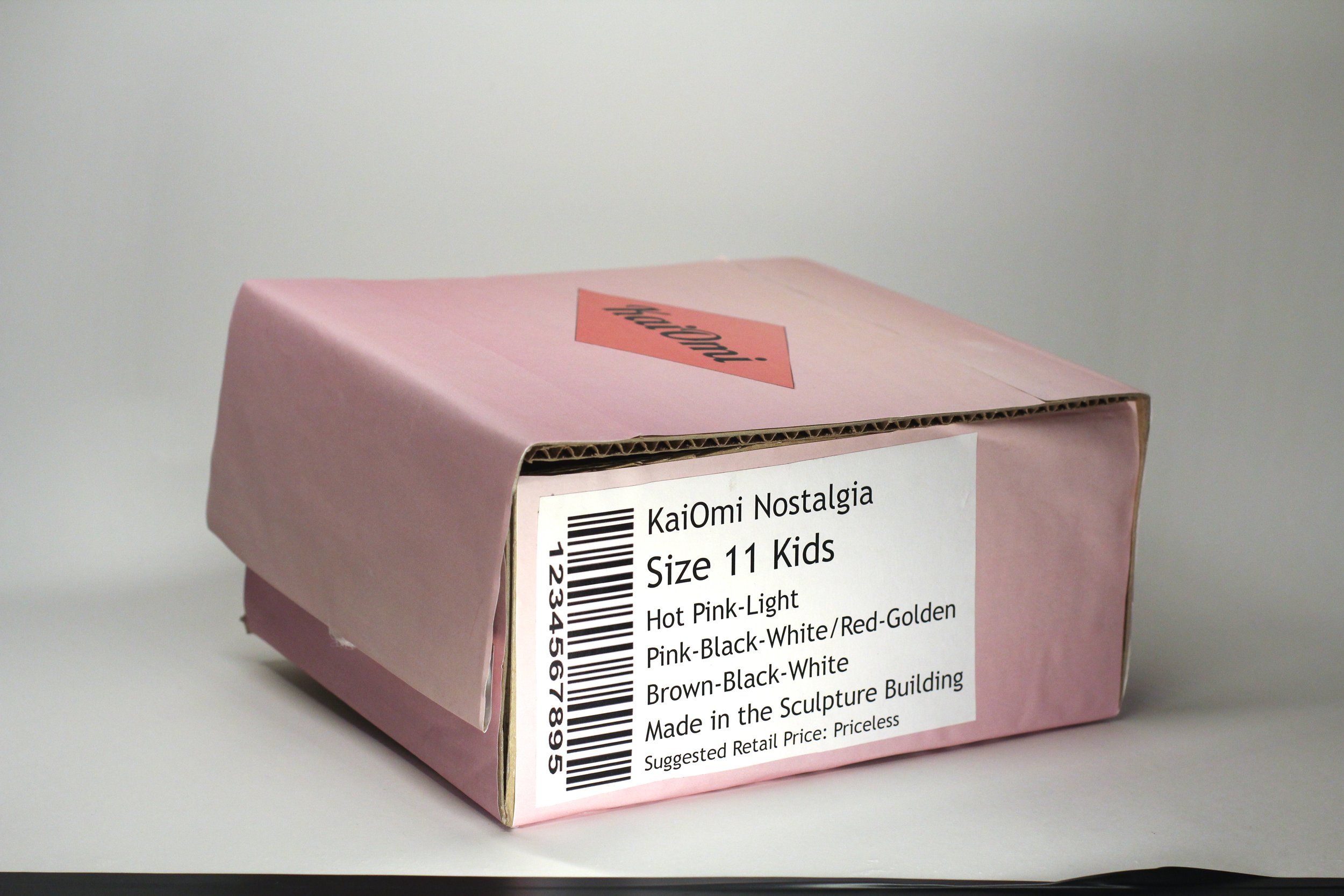 KaiOmi Tapes by Naomi Knight and Kai Chen -

Detail view of the custom shoe box