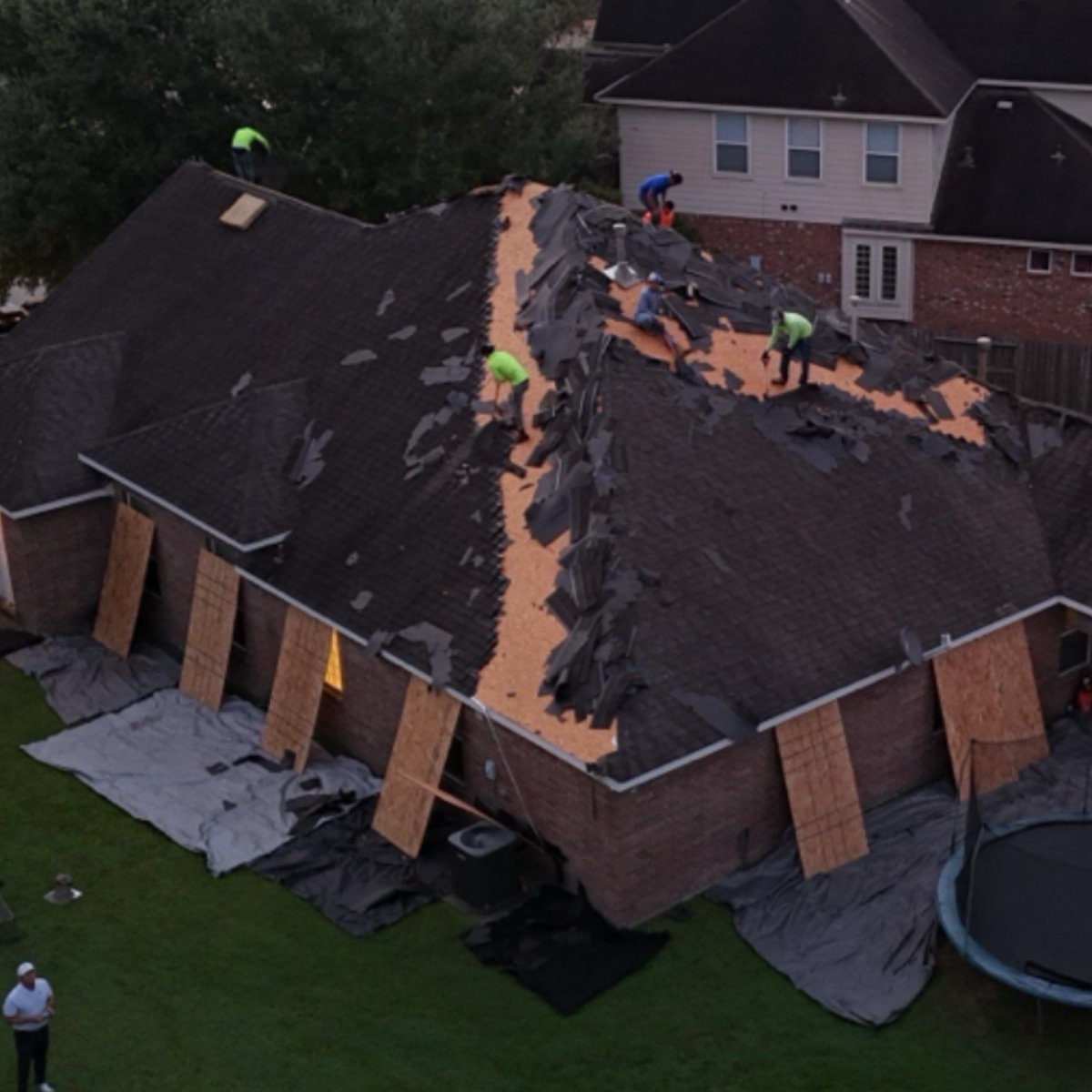 Houston roof installation and replacement.png
