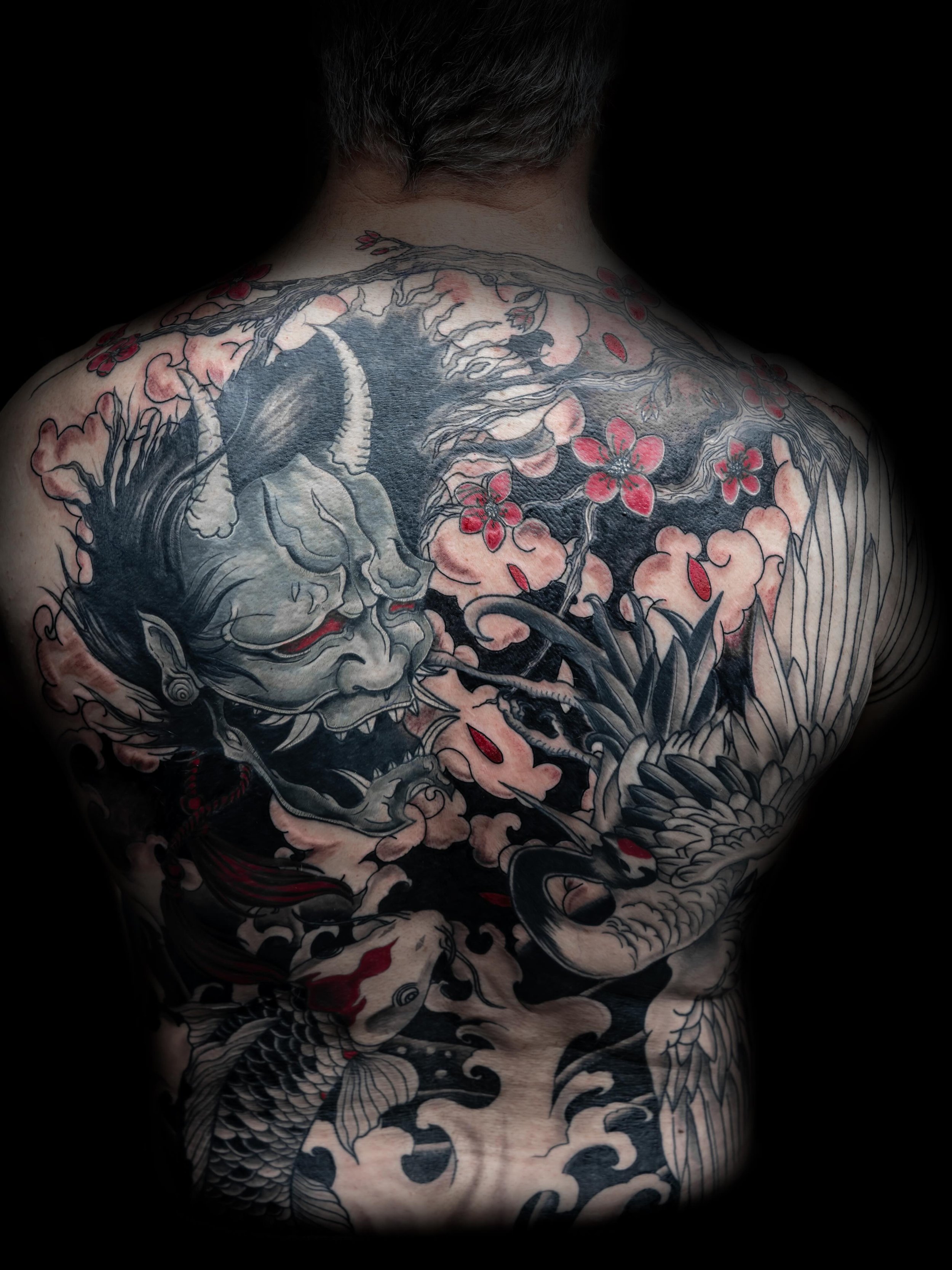 Repost se ce beau back pi&egrave;ce avec cover up pour un de mes client! Dans un style japonais. 

#tattoomontreal #mirabeltattoo #tatouagejaponais #japanesetattoo #mtltattoo