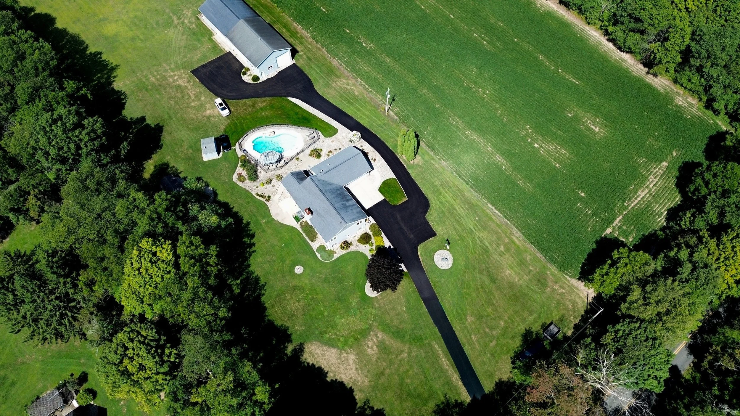 Fresh Driveway, Plainwell, Michinga