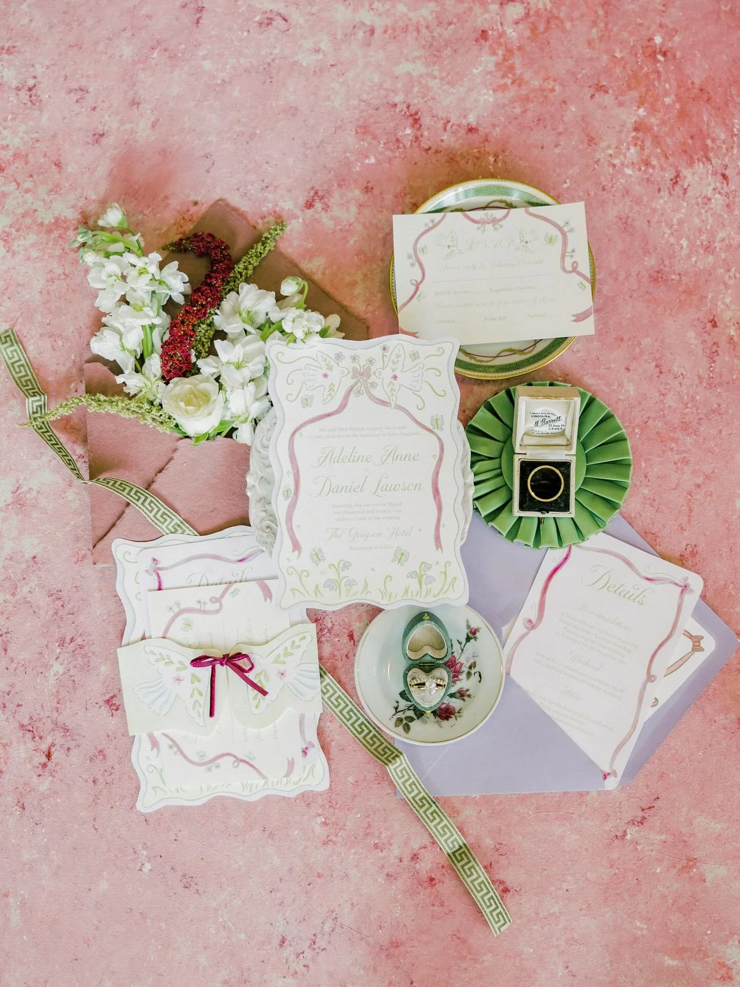 Ribbons & Blooms is an elegant suite with pastel gardens, dainty doves, and beautiful bows! Inspired by the romance of the Regency Era and its interpretation in Bridgerton! 
Available for semi-custom inquiries! DM me for more information about p