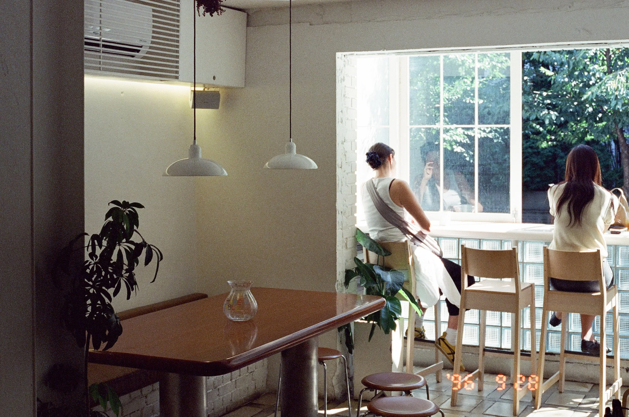 View into the cafe at Lilion Bakery