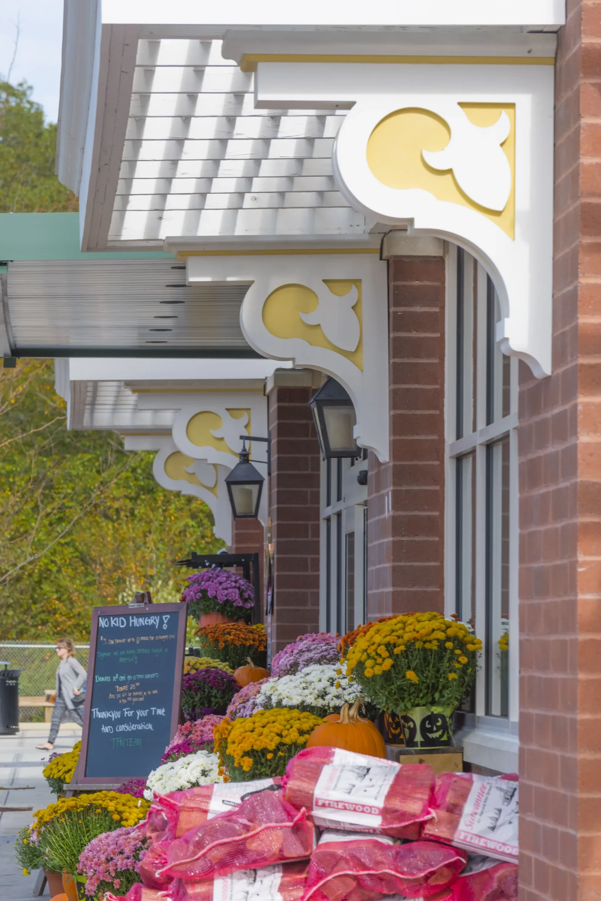 Fresh Market at Guilford Commons