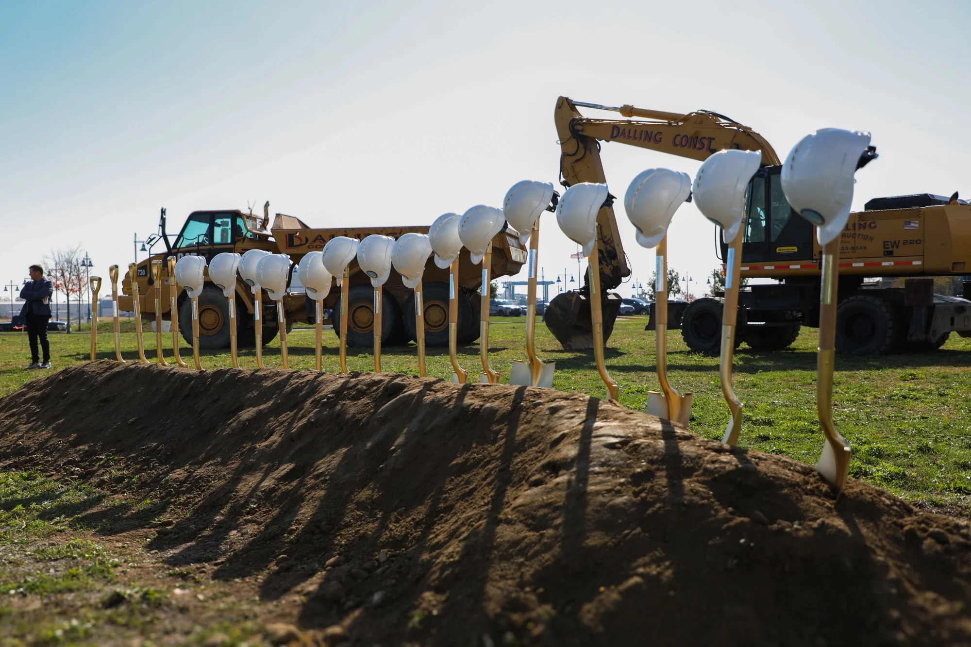 KBE-Portfolio-Retail-Hospitality-Residence Inn Marriott at Steelpointe Harbor-Groundbreaking-2.webp