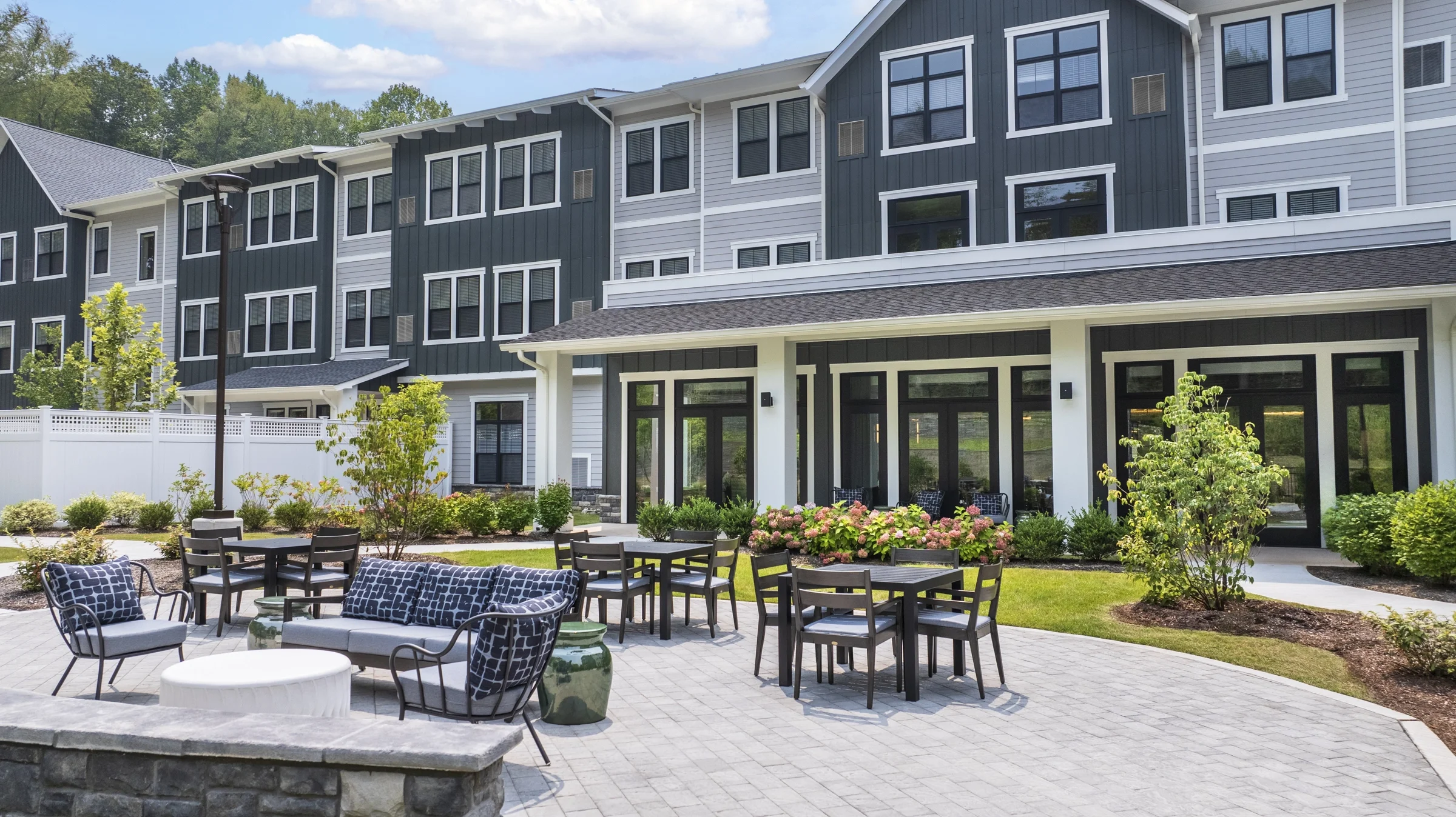 KBE-Portfolio-Senior Living-Benchmark at Mt Pleasant-3.webp
