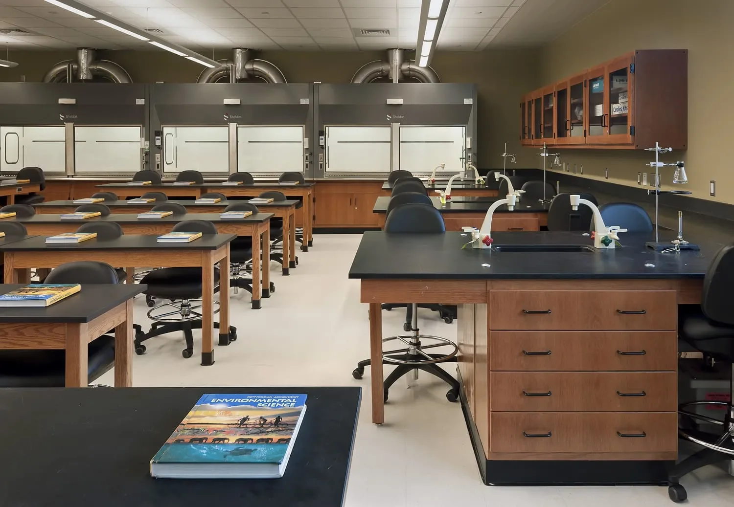 Quinebaug Valley Middle College High School