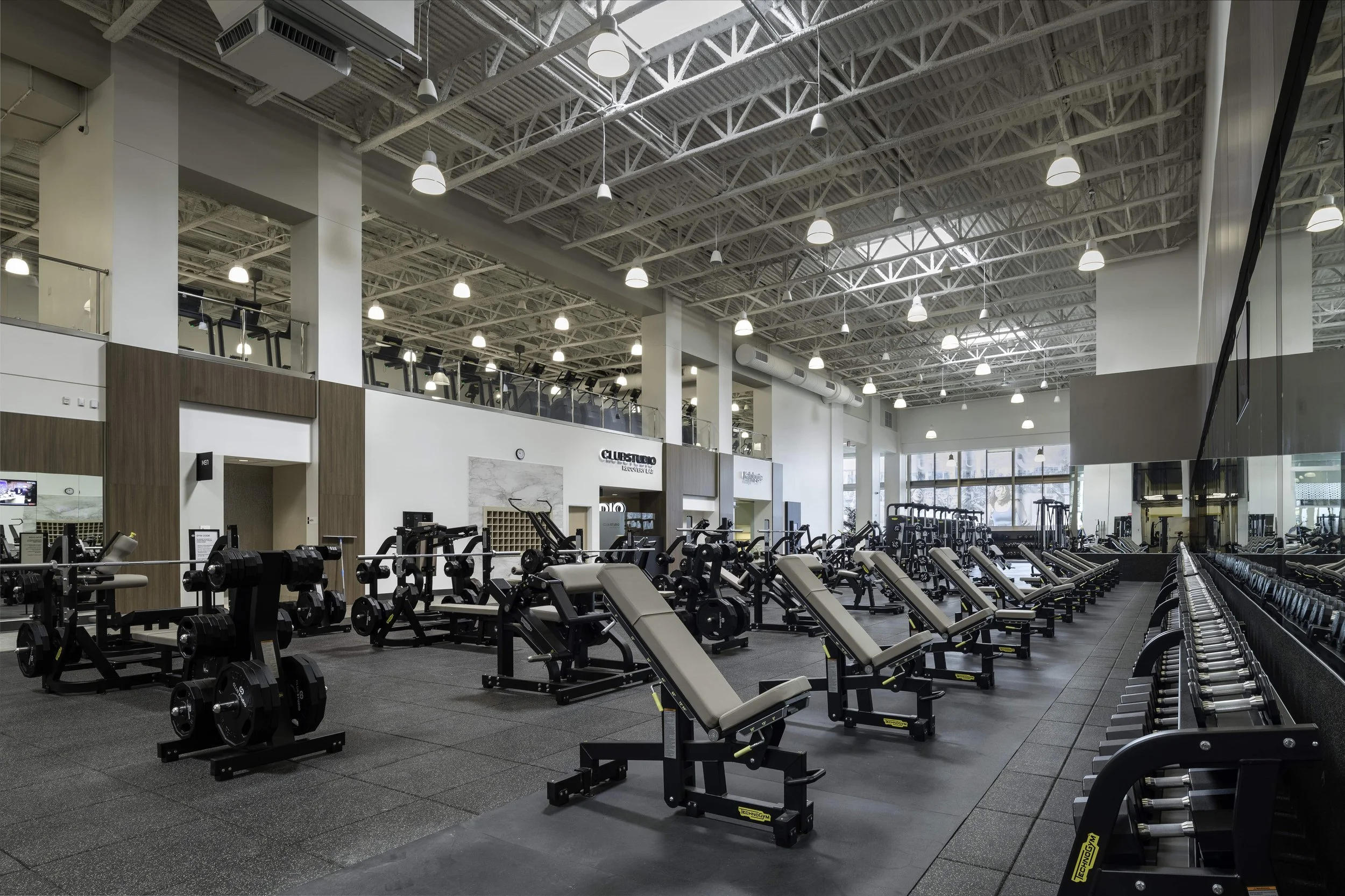 Club Studio - Tyson's Corner