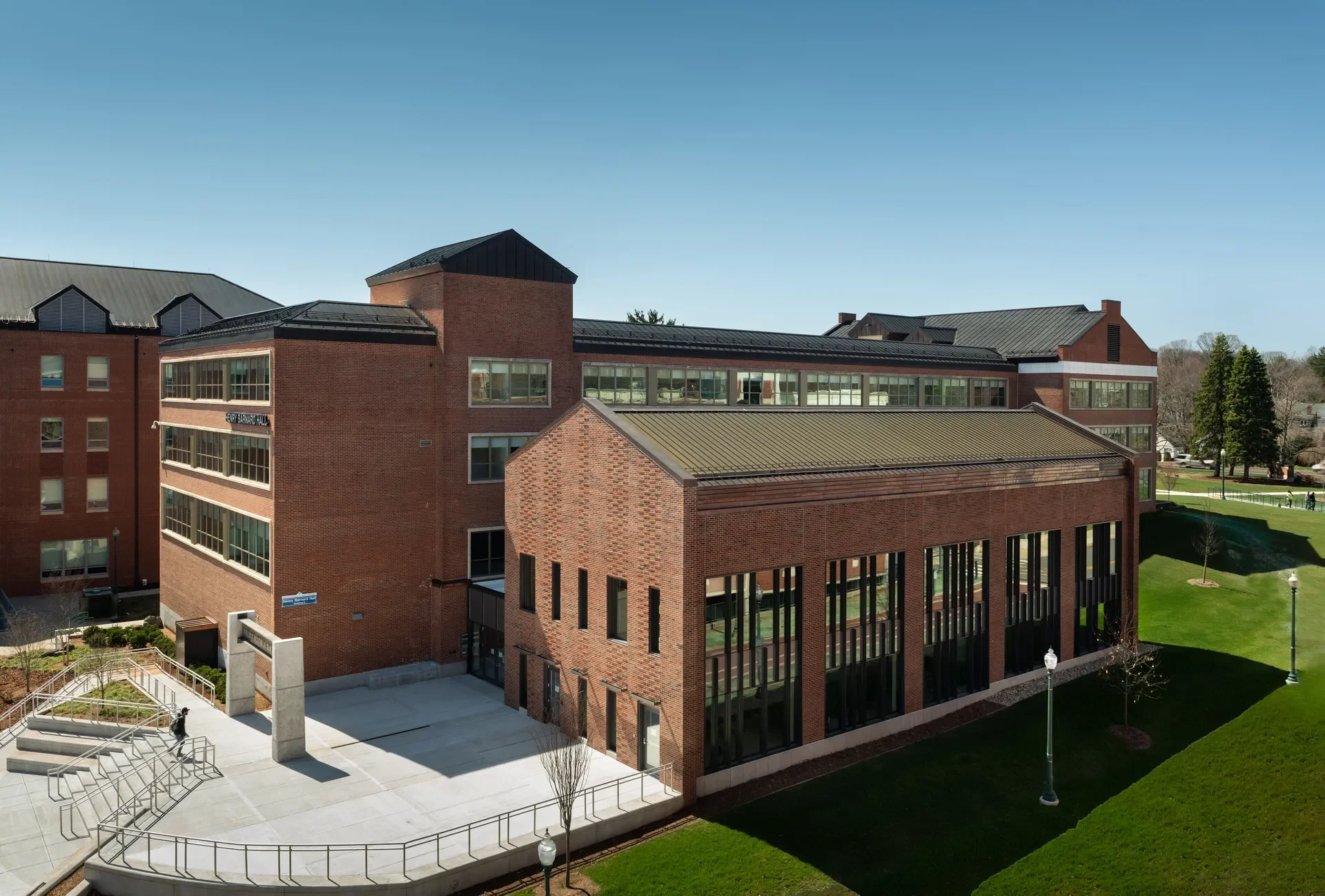 Central Connecticut State University Barnard Hall