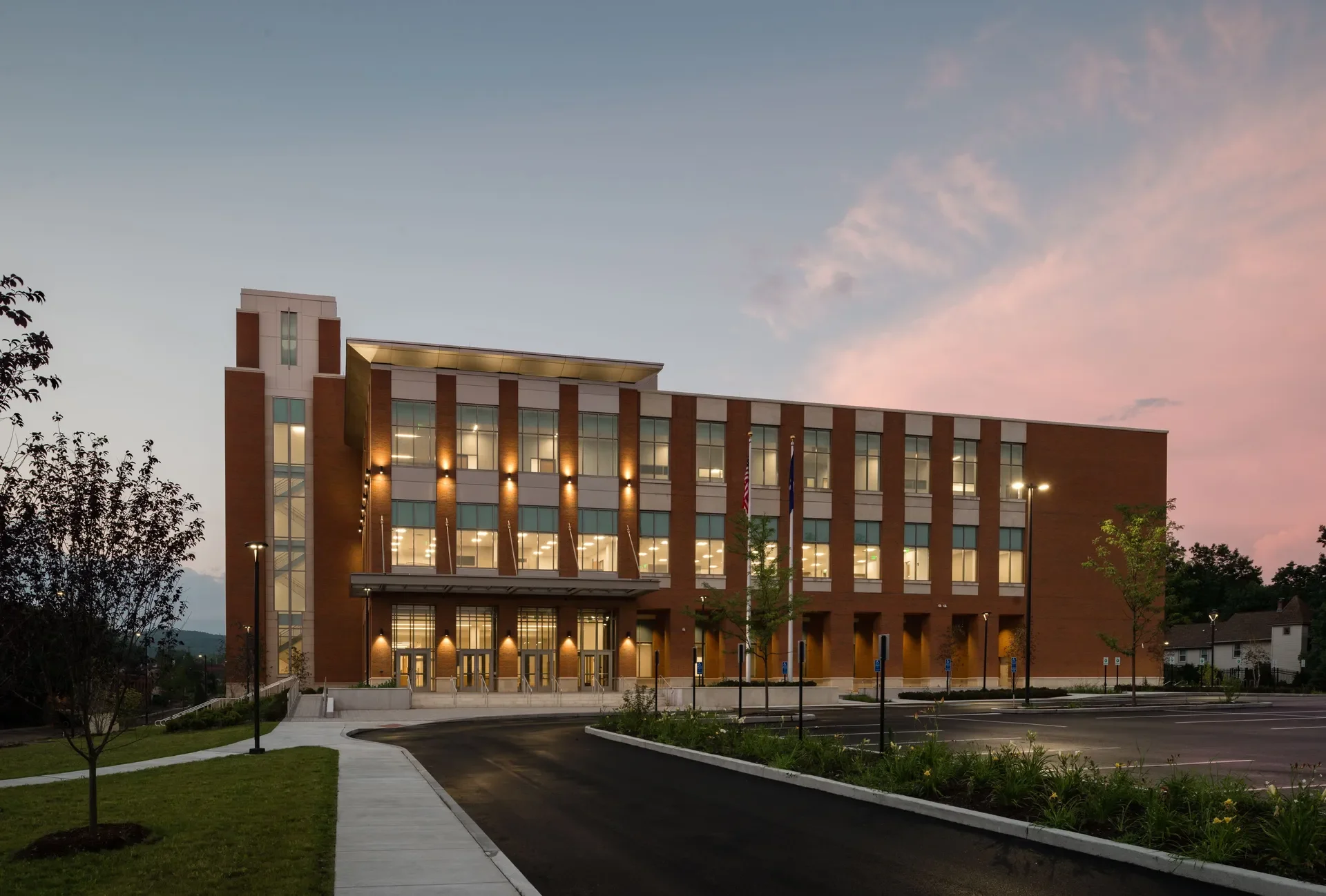 Litchfield Judicial District Courthouse - KBE Municipal Sector - Public Safety 2