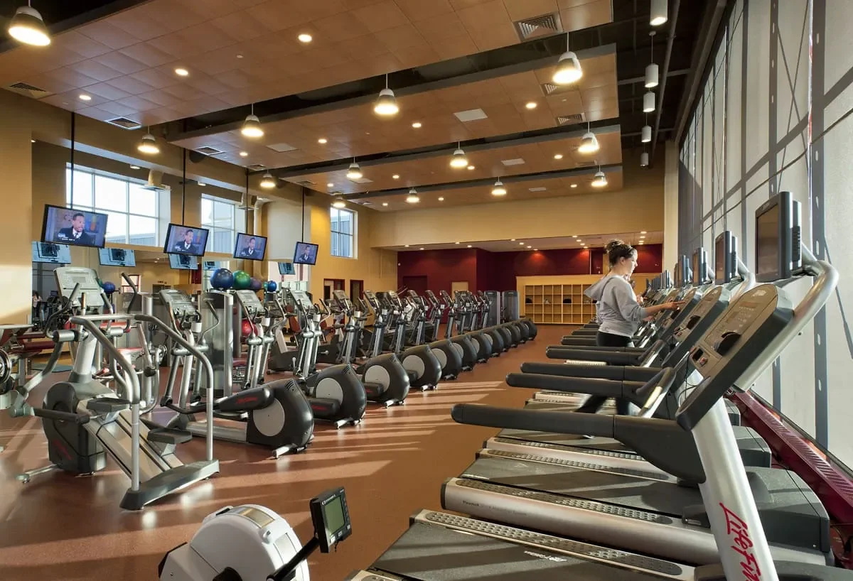 Rhode Island College Recreation Center - KBE Education Sector - Athletics - 1