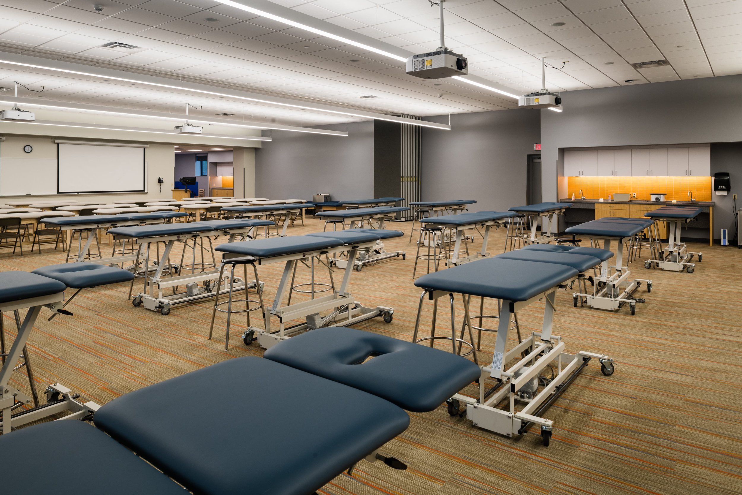 AIC Colaccino Center for Health Sciences