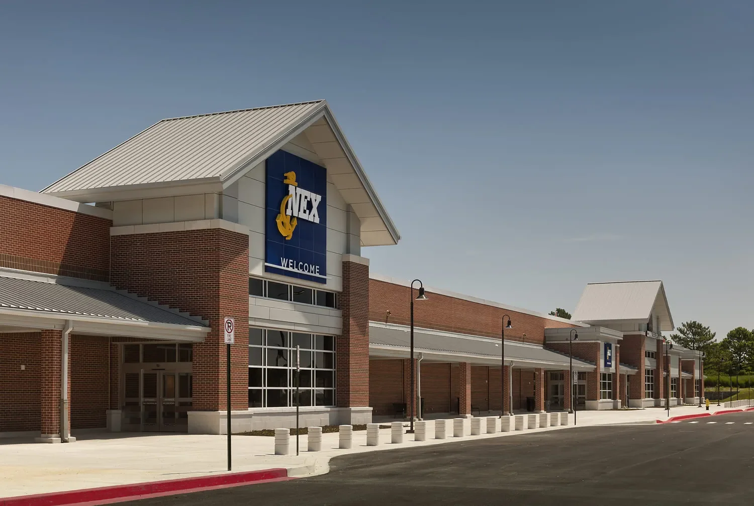 Joint Commissary & Navy Exchange Annapolis