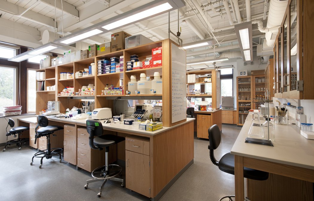 Connecticut College New London Hall Science Center