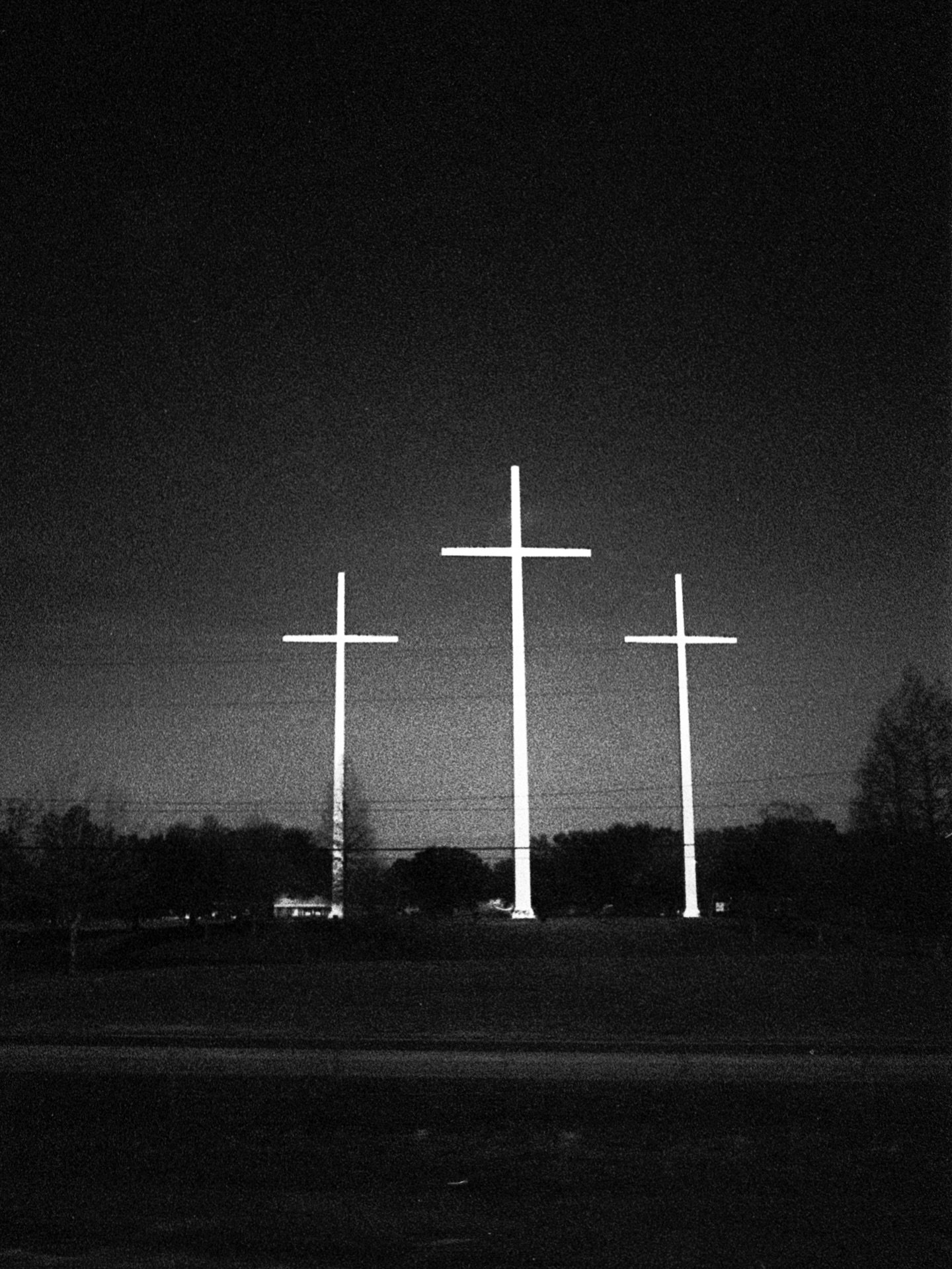 Untitled 
.
.
.
.
#blackandwhite #streetphotography #canpubphoto #grainisgood #filmphotography