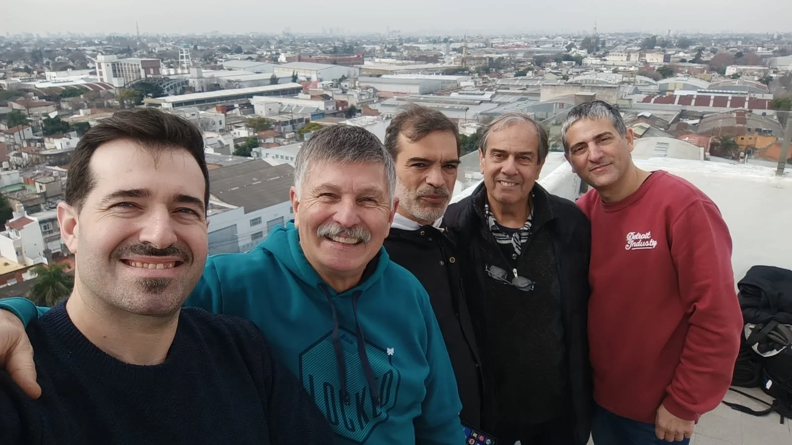 Integrantes de CAFA participando de la celebración del Día de la Independencia en la Torre Ader.