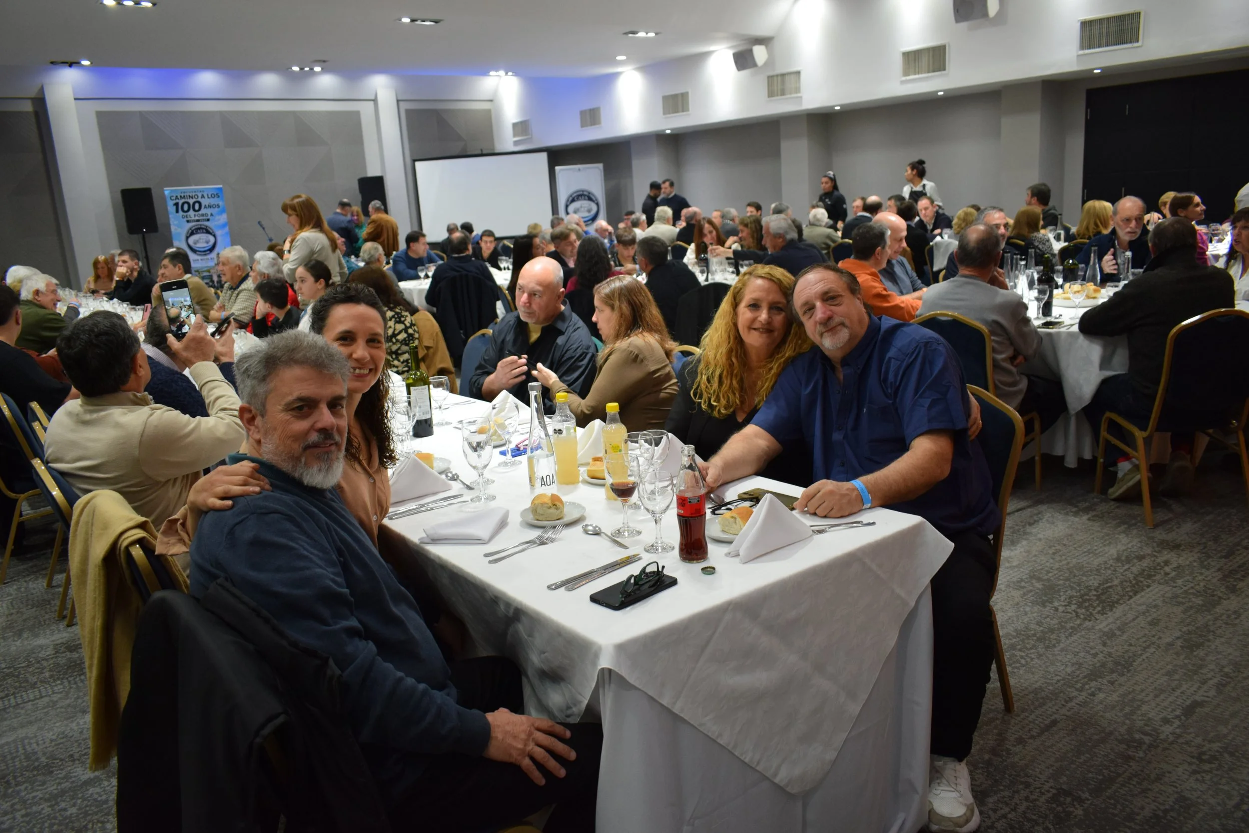 PLaza Hotel SAn NIcolas. Club Amigos del Ford A. Encuentro Camino a los 100 años del Ford A. Cena de Camaradería