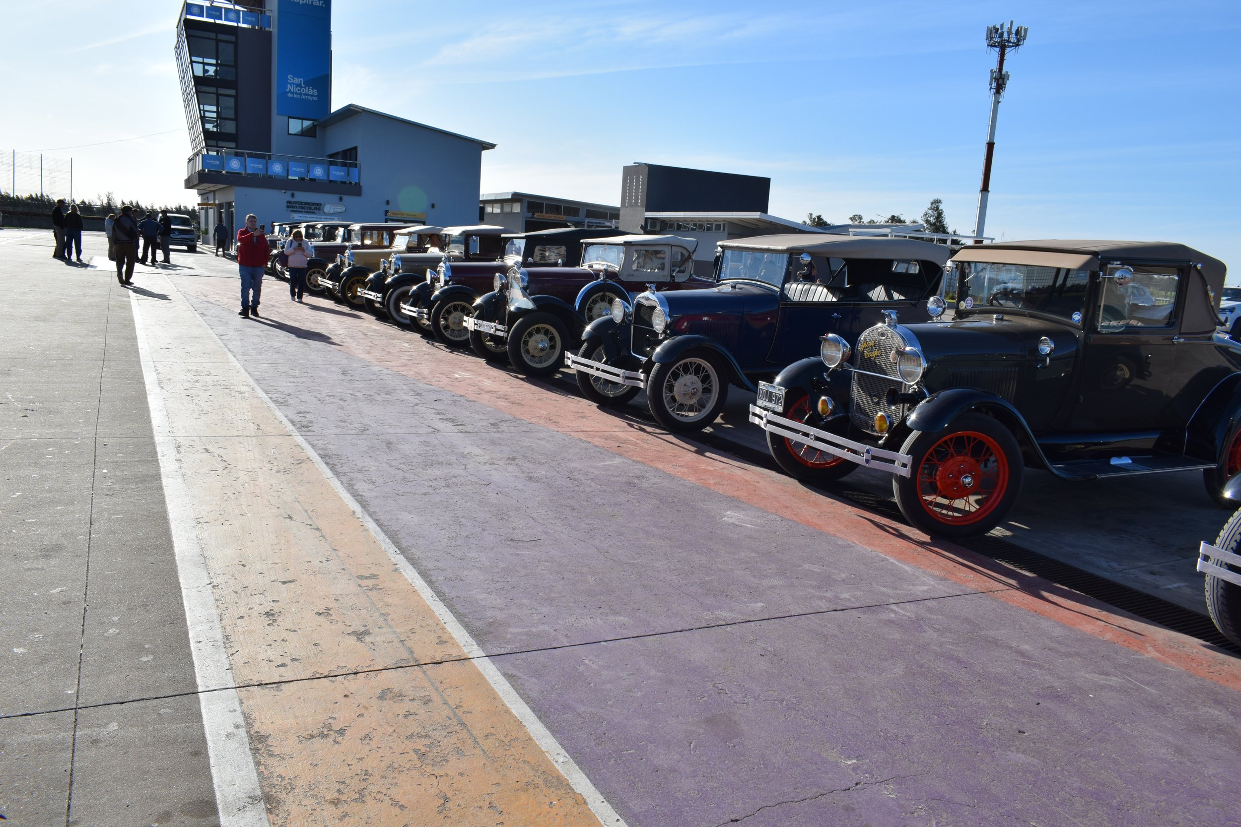 Club Amigos del Ford A en Autódromo de San Nicolas de los Arroyos.