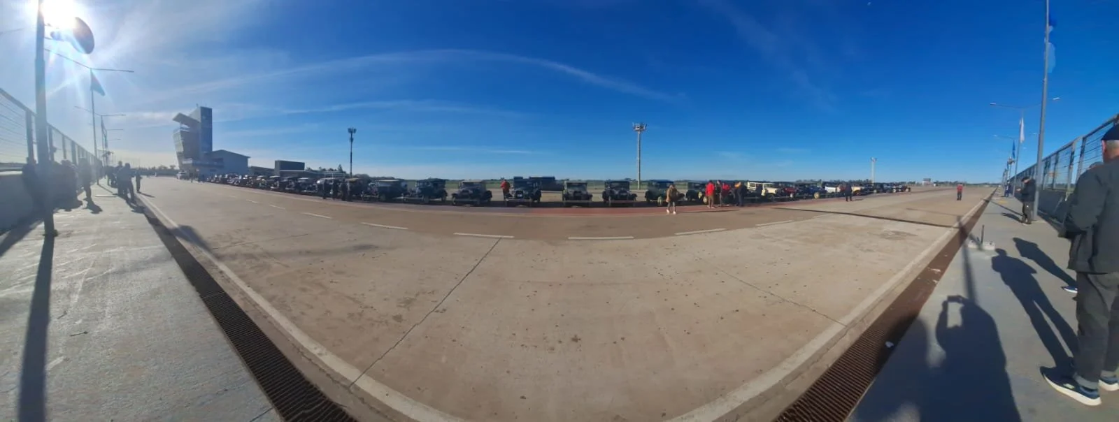 Club Amigos del Ford A en Autódromo de San Nicolas de los Arroyos. Camino a los 100 años del Ford A