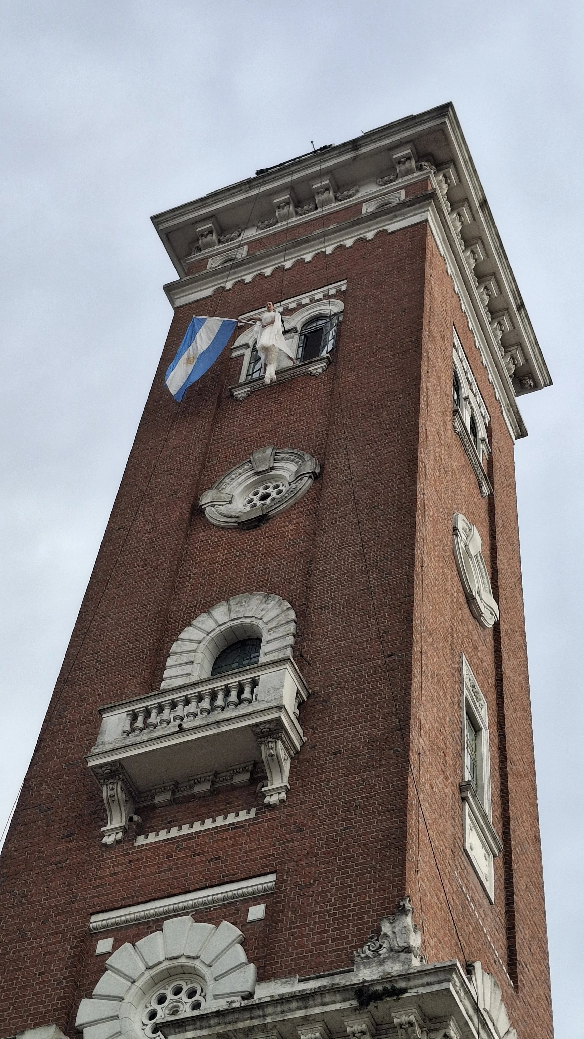 Torre Ader, monumento histórico de Vicente López, durante su 110° aniversario.