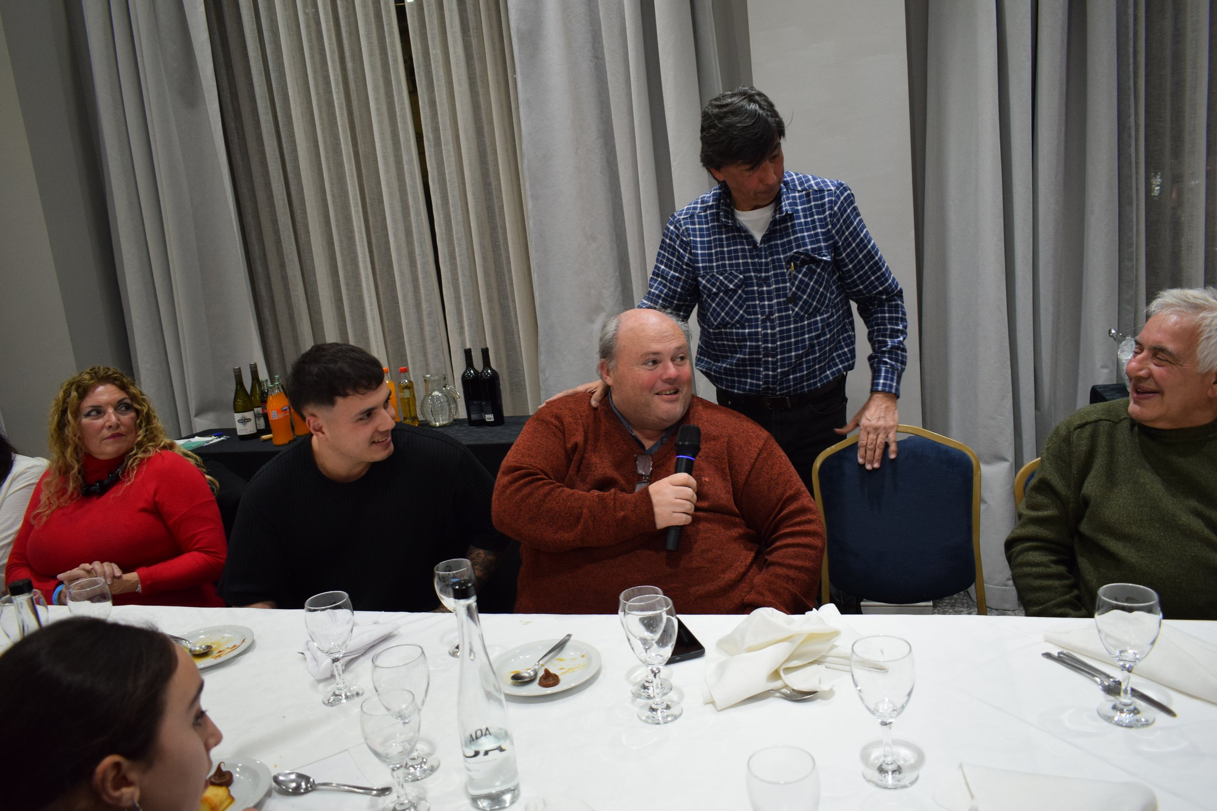 PLaza Hotel SAn NIcolas. Club Amigos del Ford A. Encuentro Camino a los 100 años del Ford A. Cena de Camaradería