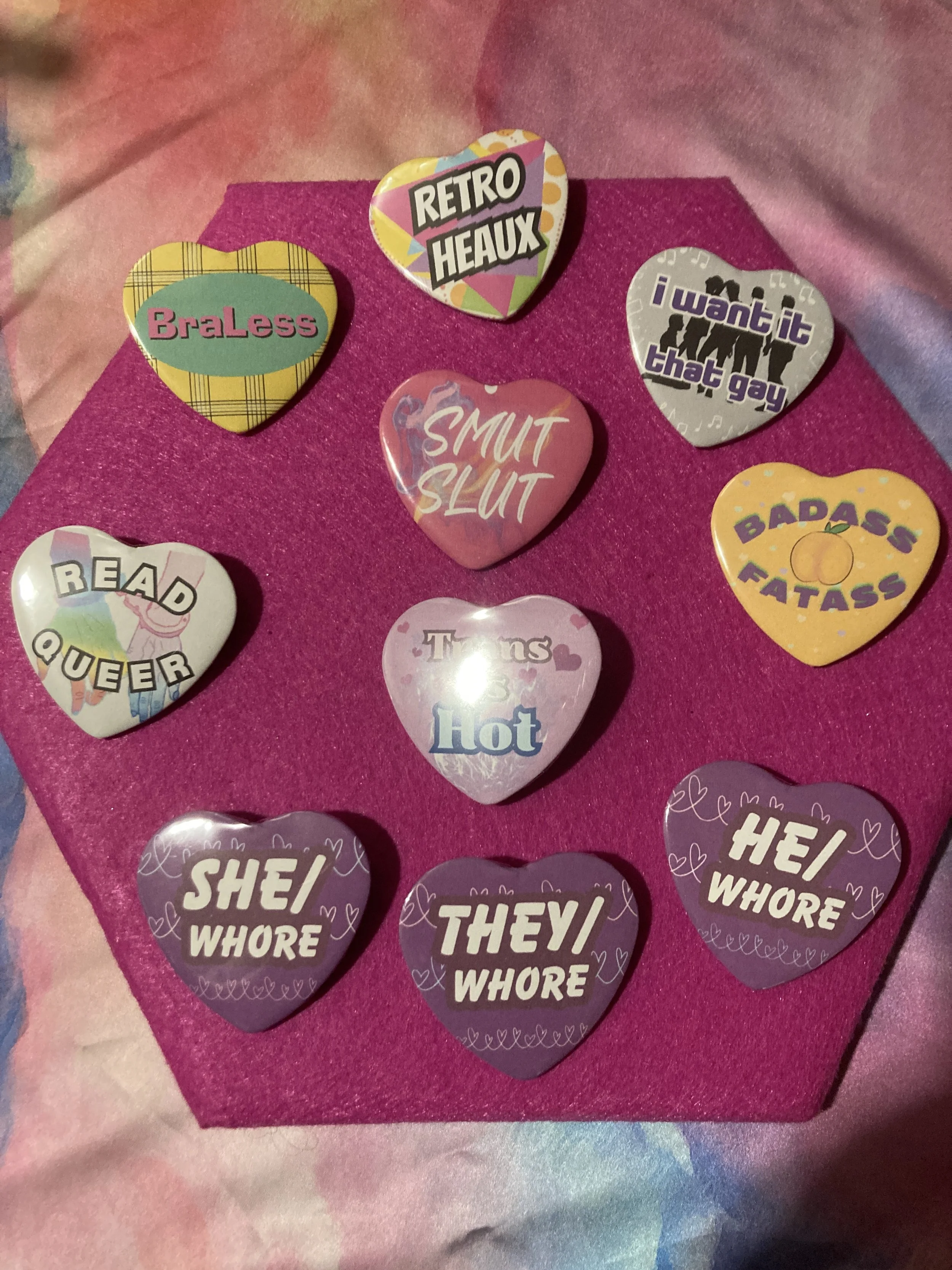 Baddie Buttons