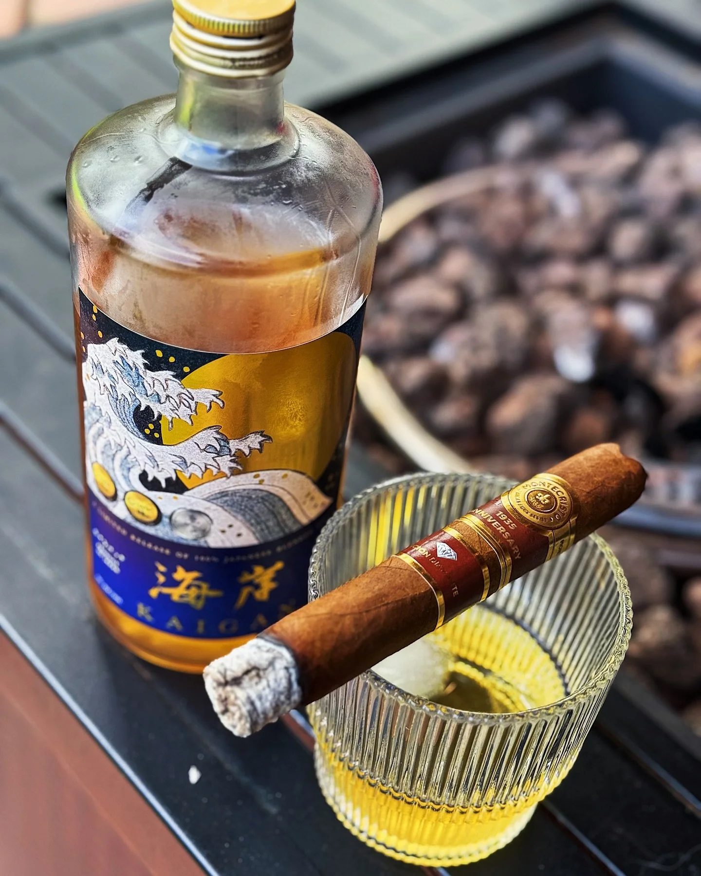 Montecristo 1935 Edici&oacute;n Diamante &ndash; Refined Brilliance in Every Puff 💎

When Rafael Nodal and AJ Fernandez crafted the follow-up to the award-winning Montecristo 1935, they knew it had to be something extraordinary. The result? The Edic