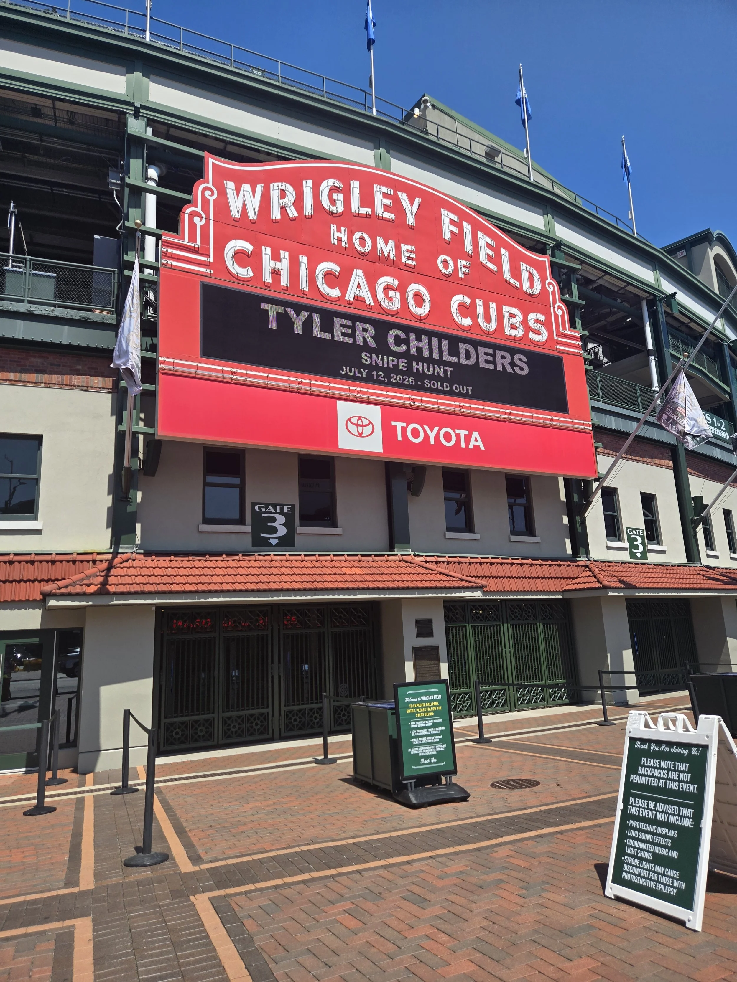 Tyler Childers and the Food Stamps: Live from Wrigley Field