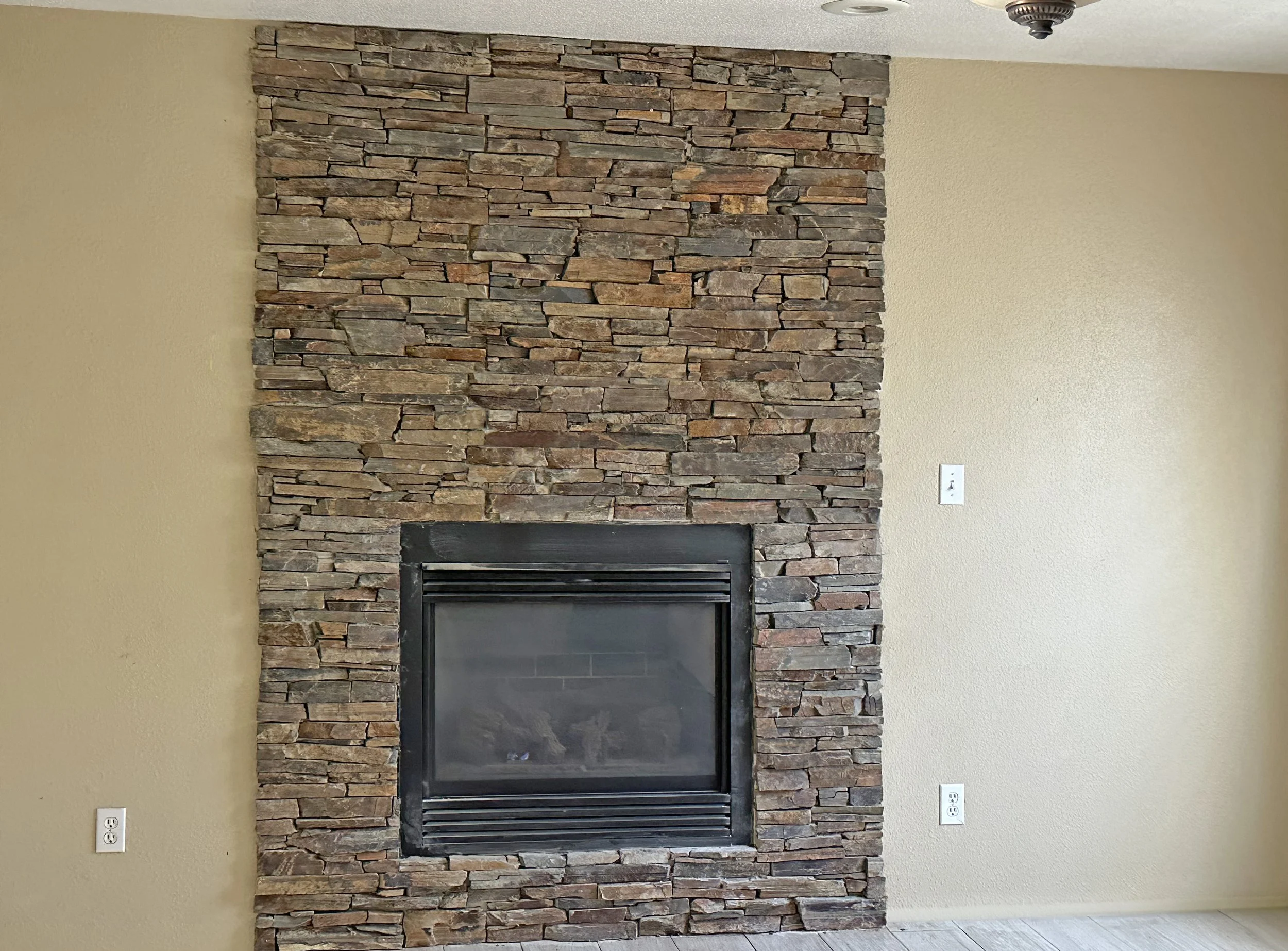 Interior Fireplace C.jpg